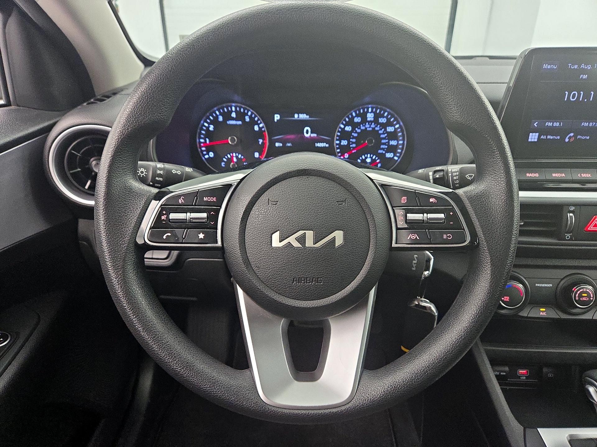 Thumbnail: 2024 Kia Forte - 10