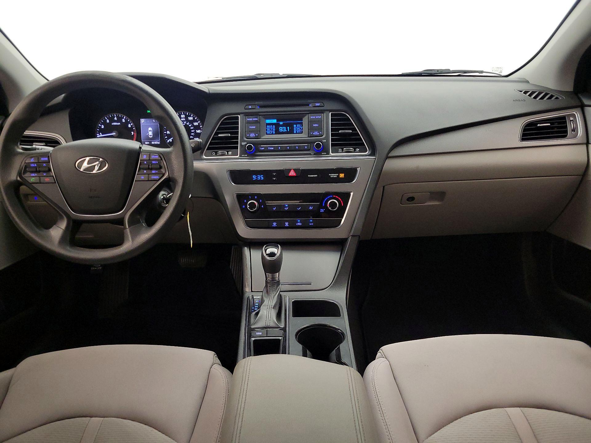 Thumbnail: 2015 Hyundai Sonata - 9