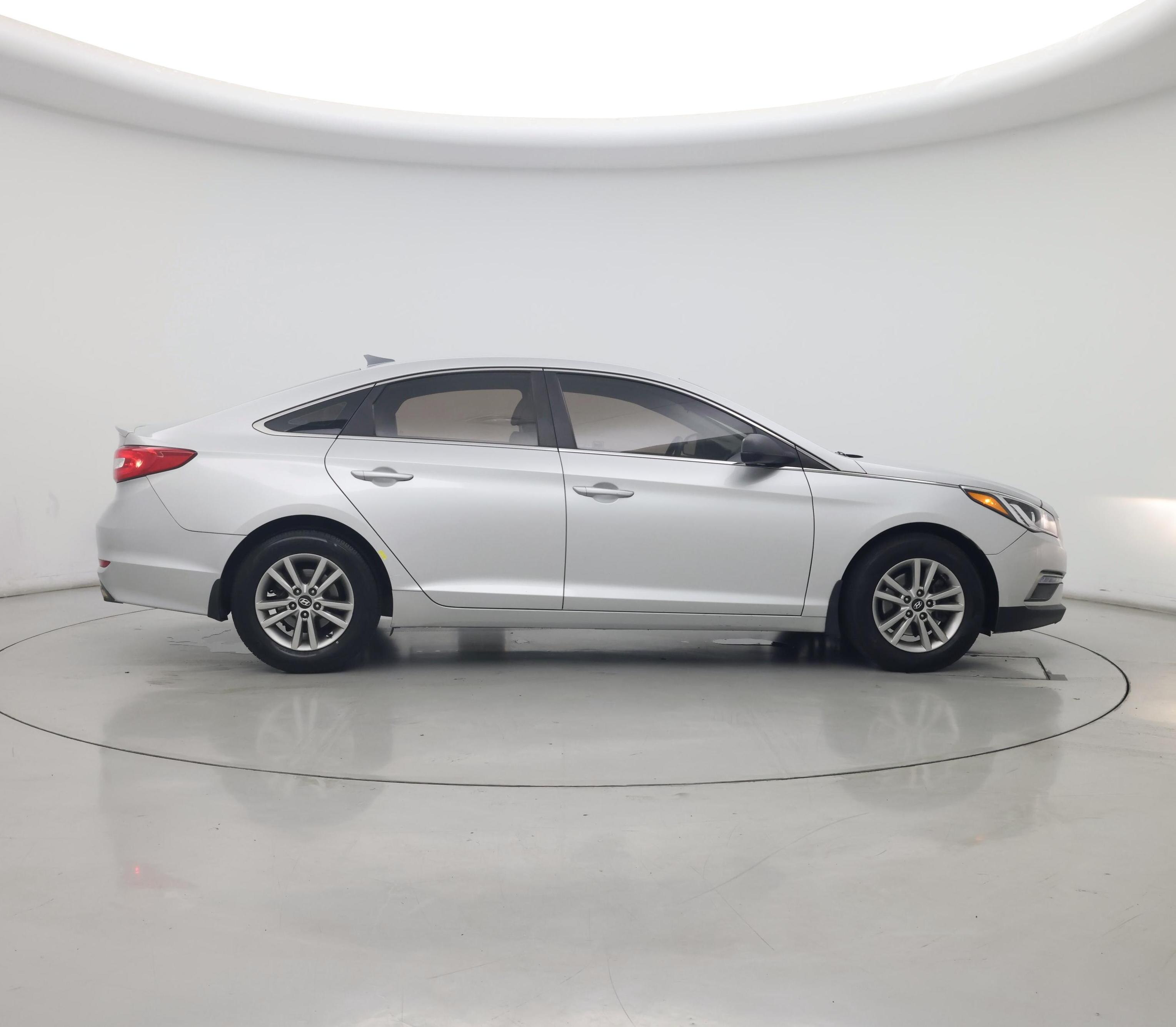 Thumbnail: 2015 Hyundai Sonata - 7