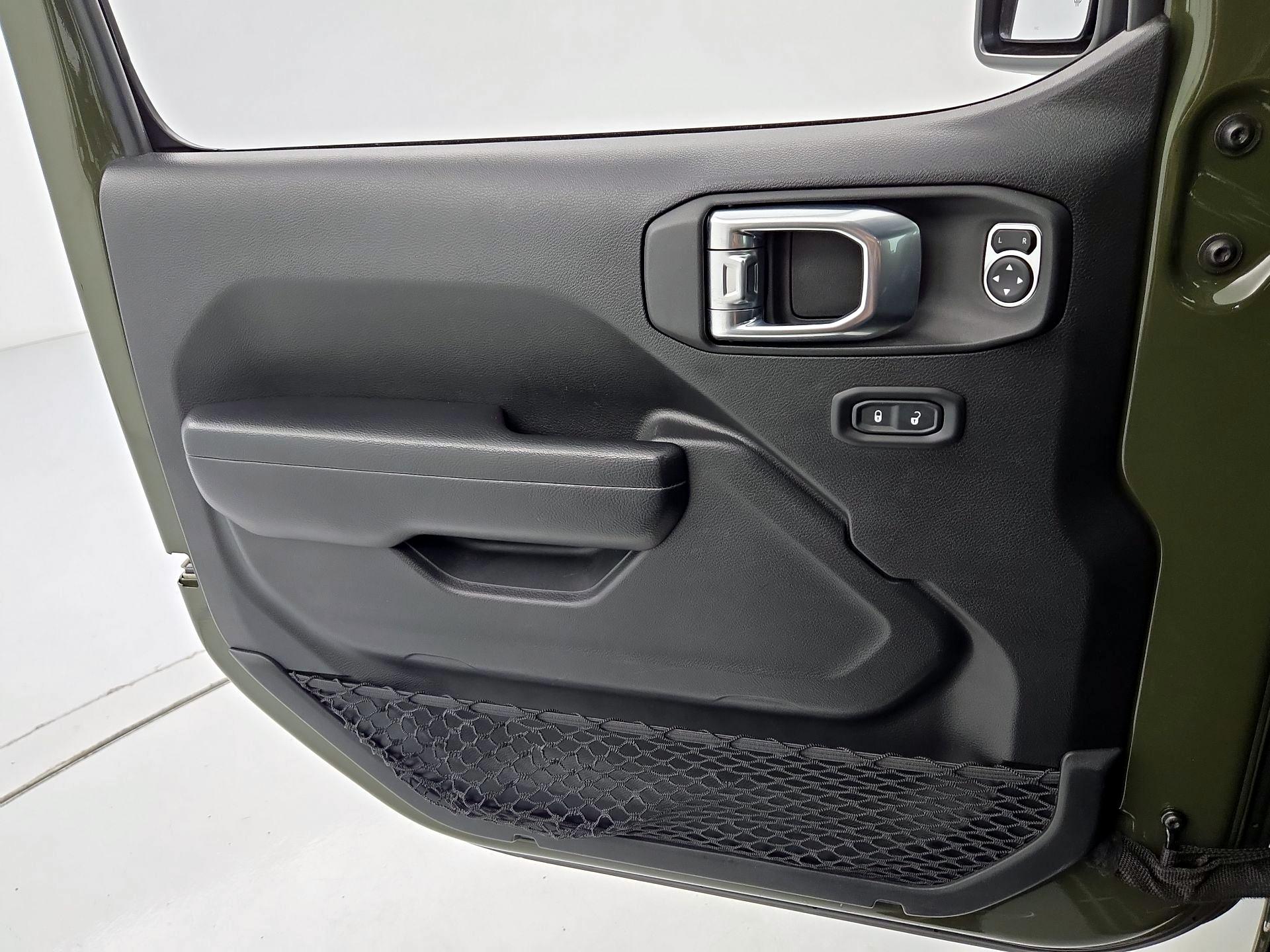 Thumbnail: 2021 Jeep Wrangler - 12