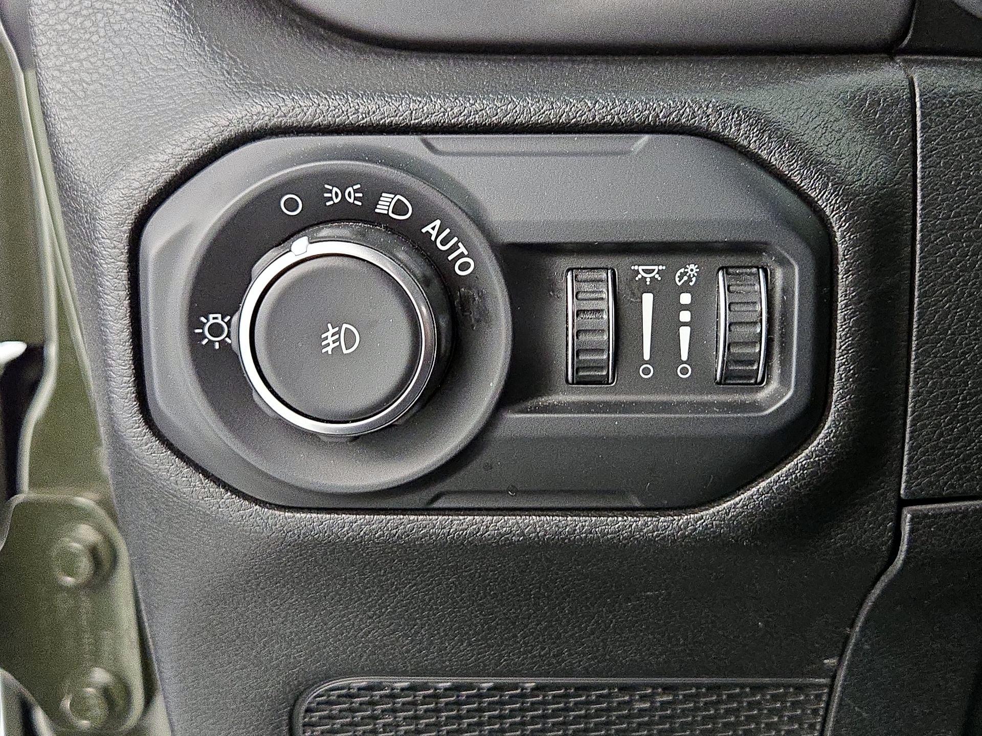 Thumbnail: 2021 Jeep Wrangler - 13
