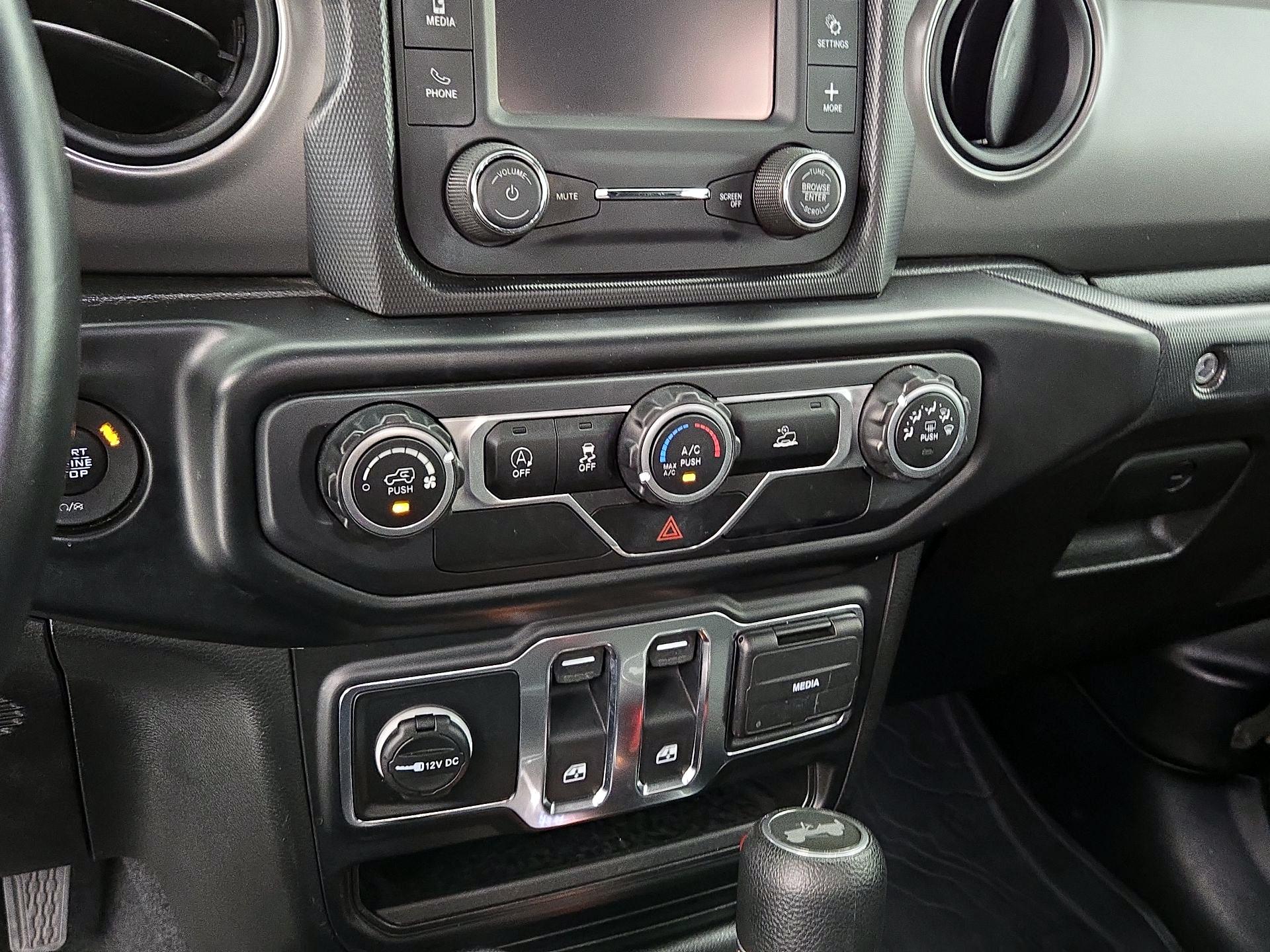 Thumbnail: 2021 Jeep Wrangler - 16