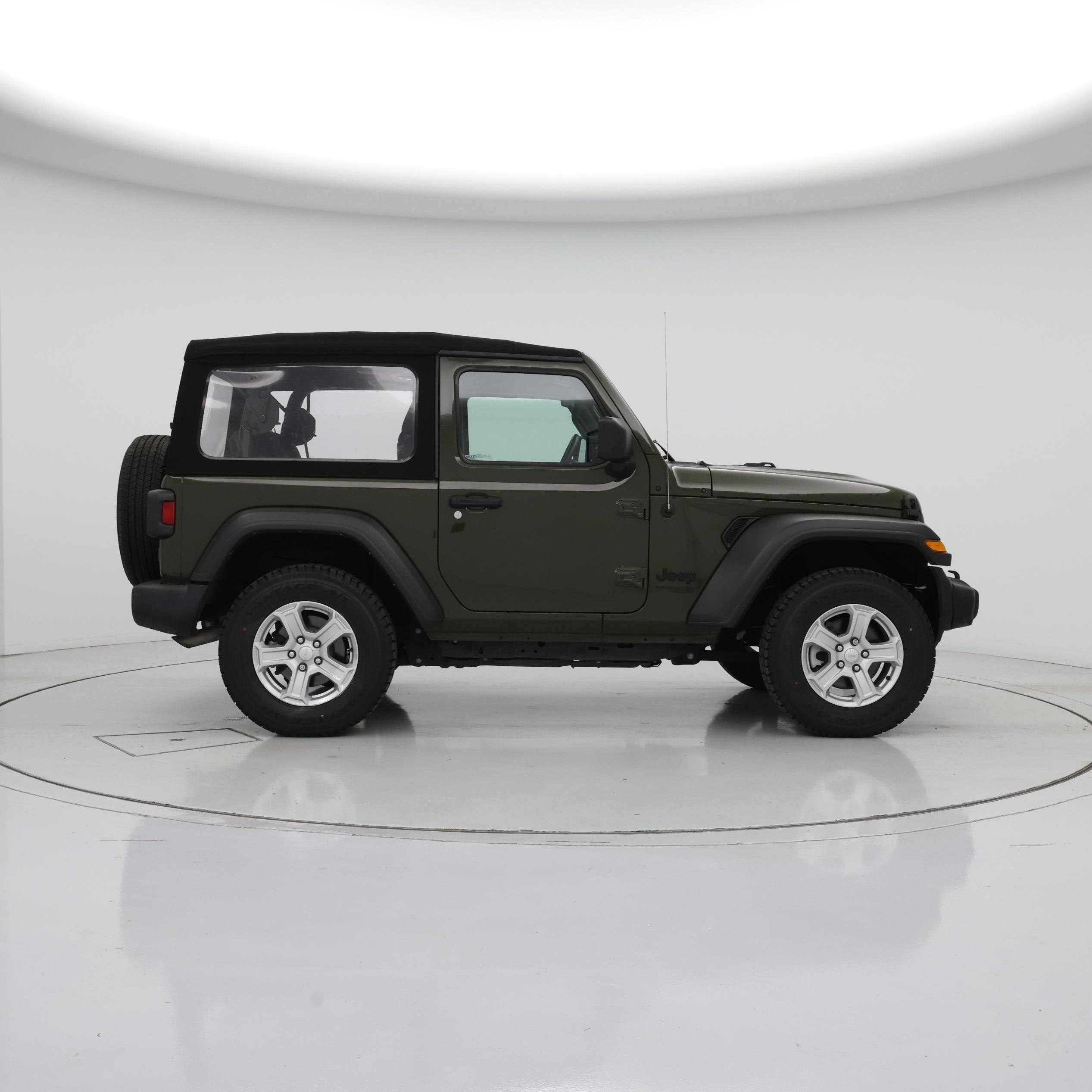 Thumbnail: 2021 Jeep Wrangler - 7