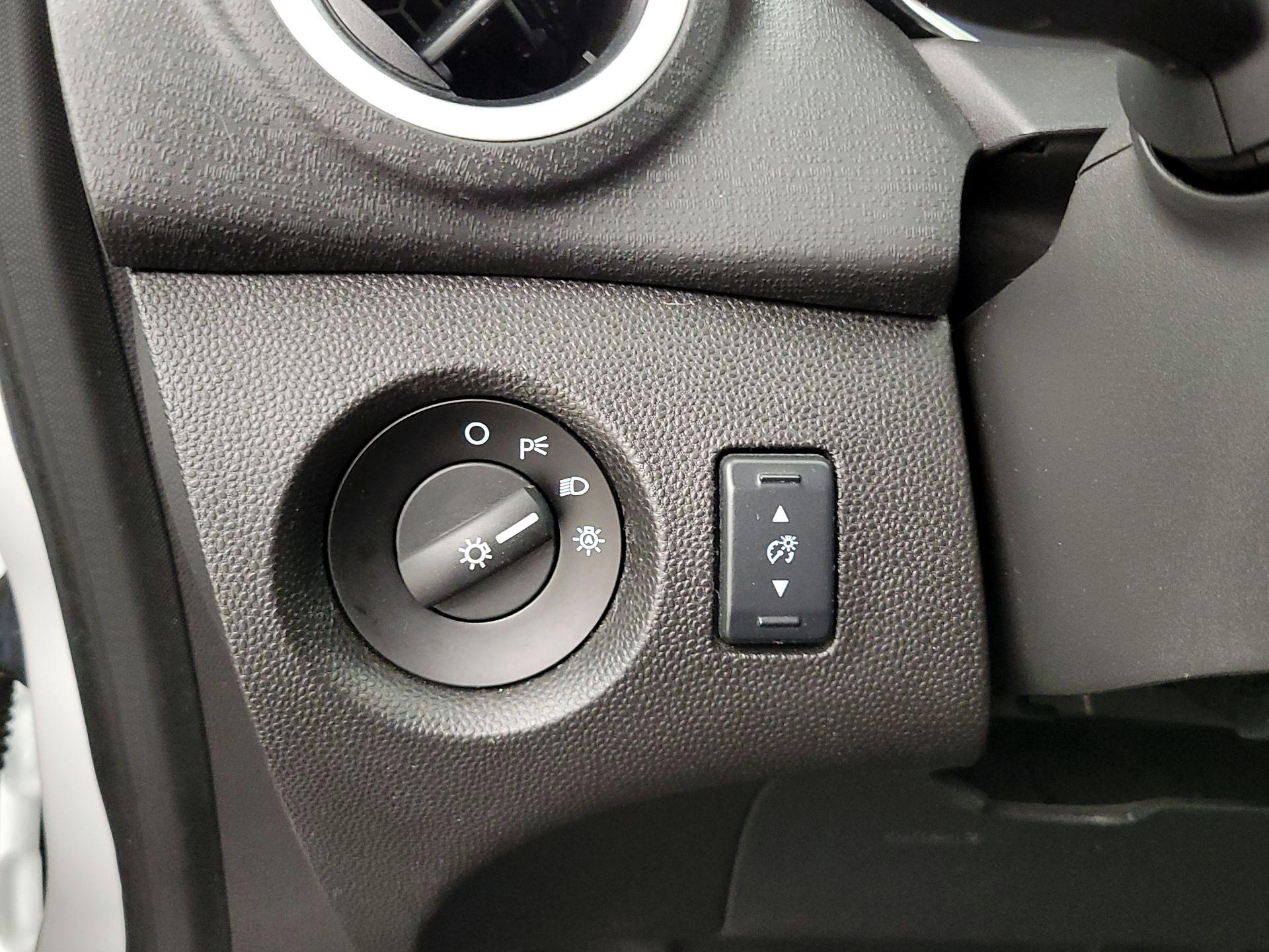 Thumbnail: 2019 Ford Fiesta - 13