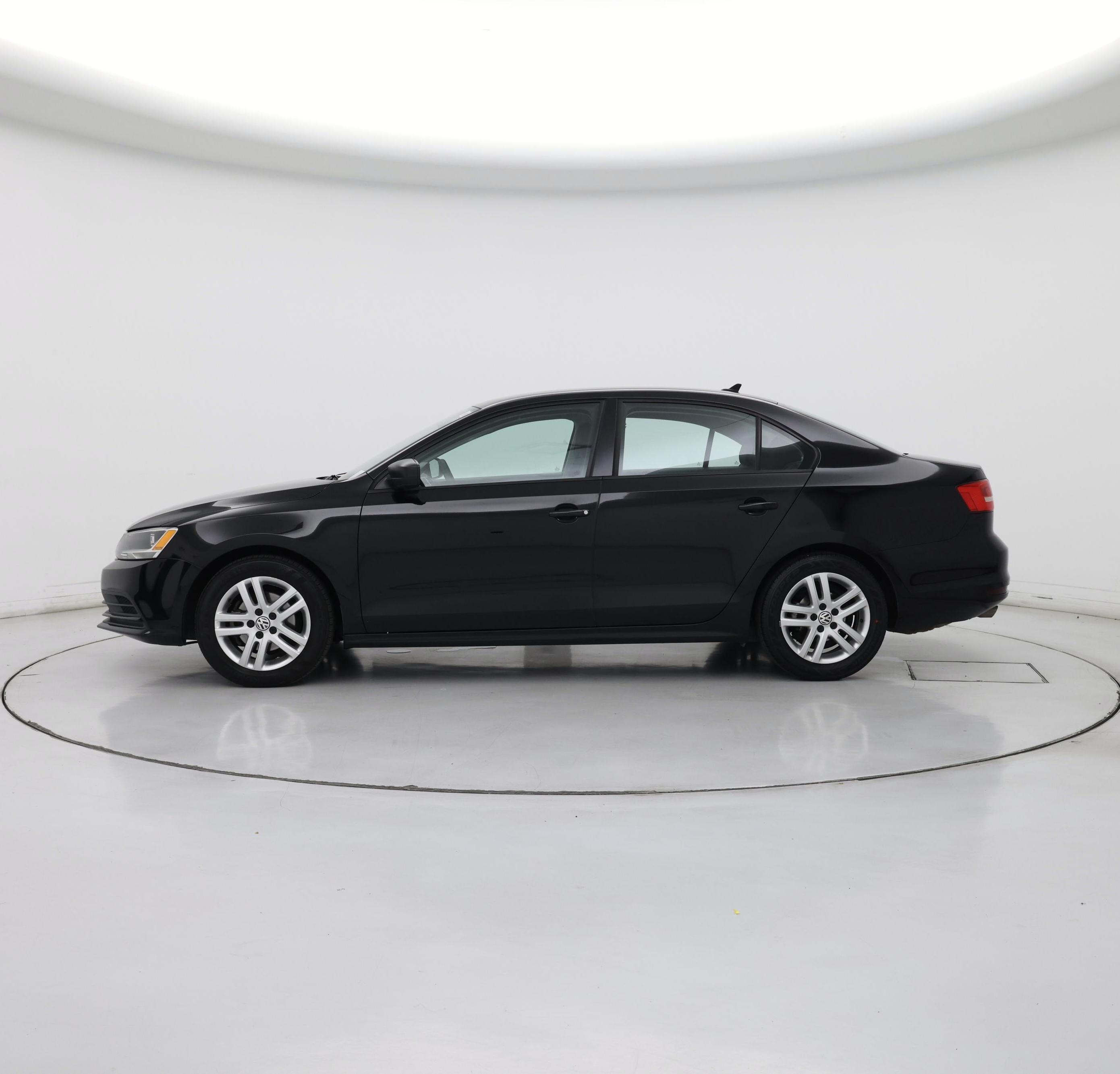 Thumbnail: 2015 Volkswagen Jetta - 3
