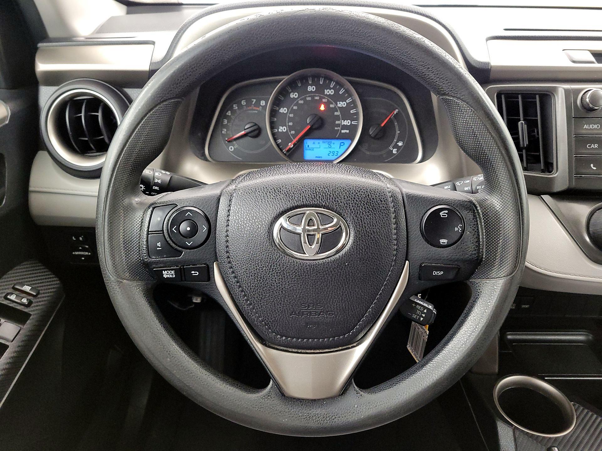 Thumbnail: 2014 Toyota RAV4 - 10