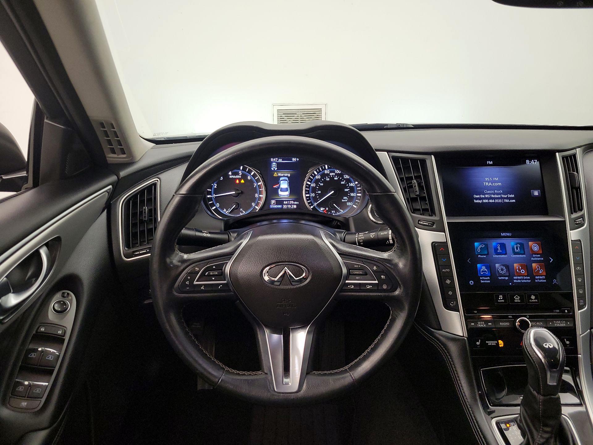 Thumbnail: 2021 INFINITI Q50 - 10