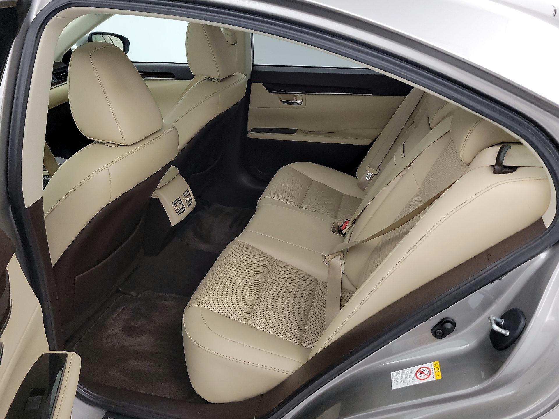 Thumbnail: 2017 Lexus ES - 20