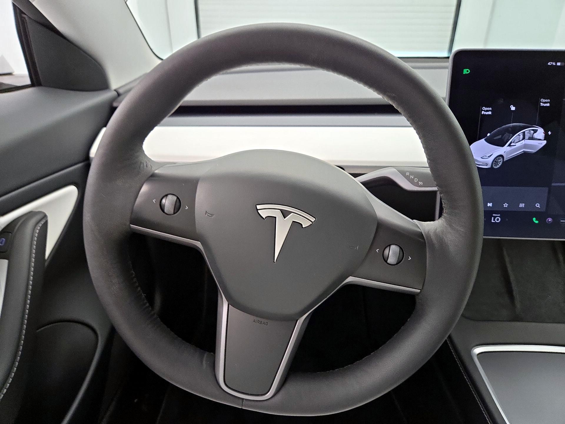 Thumbnail: 2021 Tesla Model 3 - 10