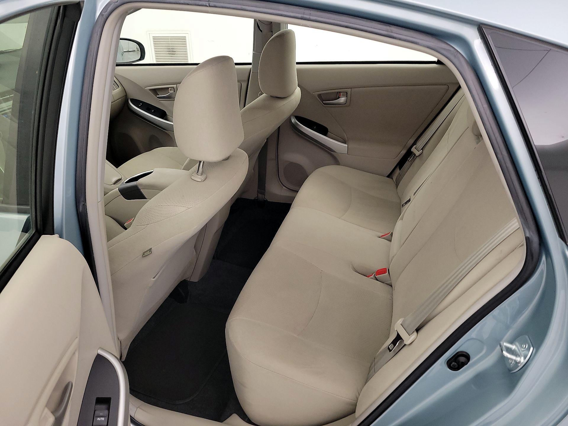 Thumbnail: 2015 Toyota Prius - 19