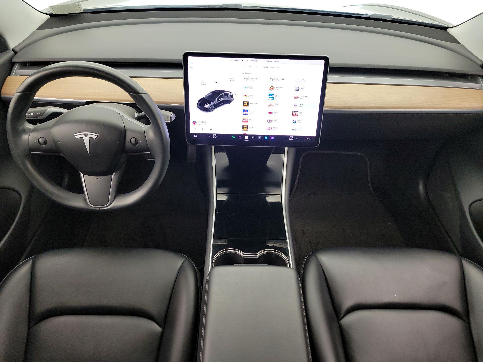Thumbnail: 2019 Tesla Model 3 - 9