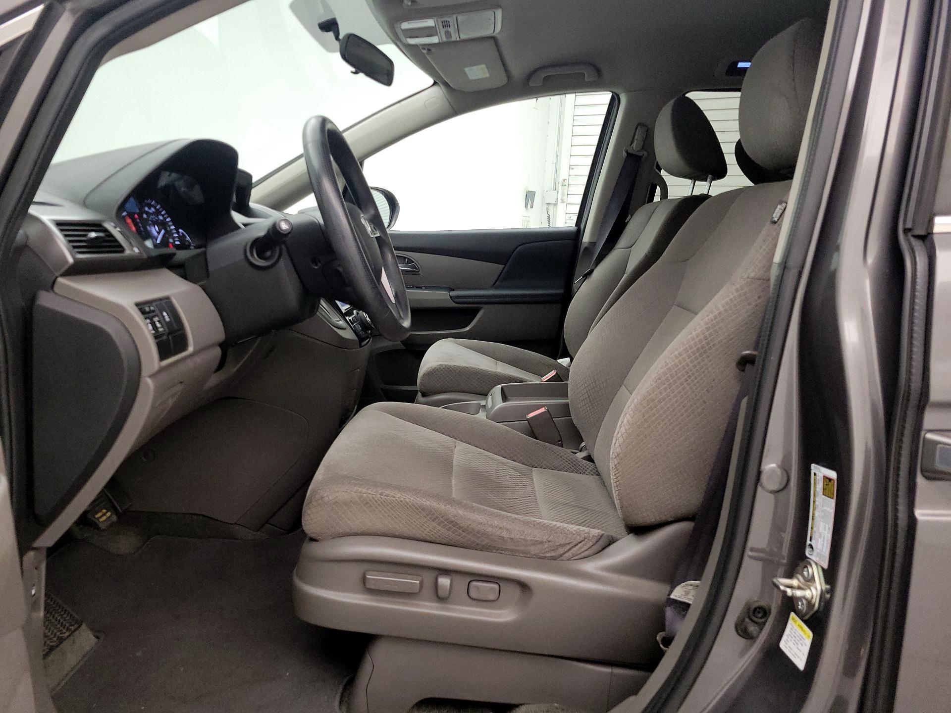 Thumbnail: 2015 Honda Odyssey - 11