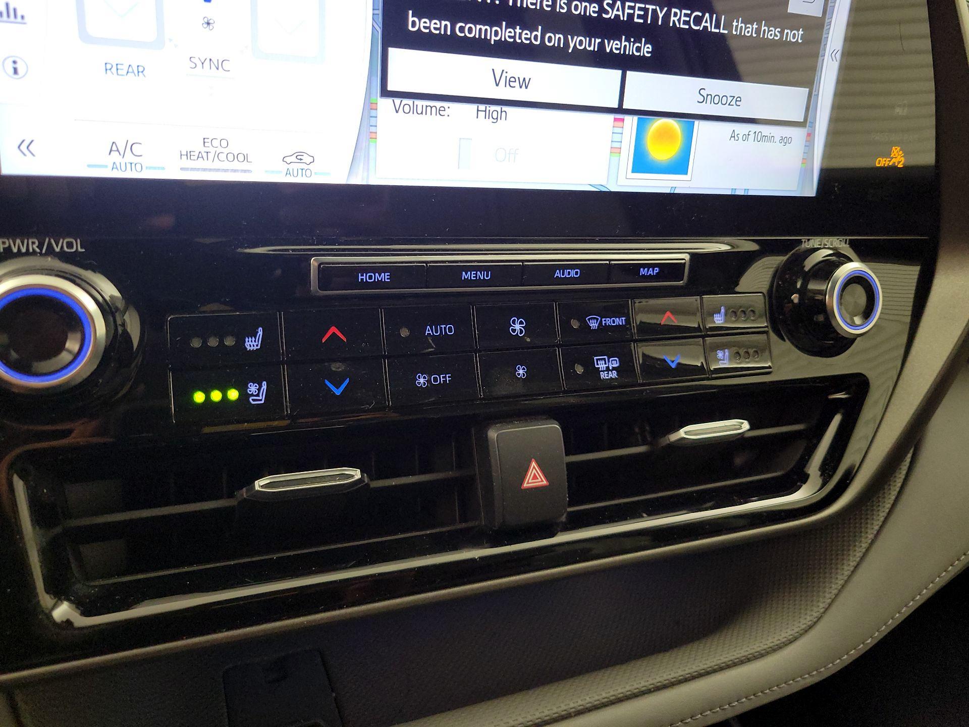 Thumbnail: 2020 Toyota Highlander - 15