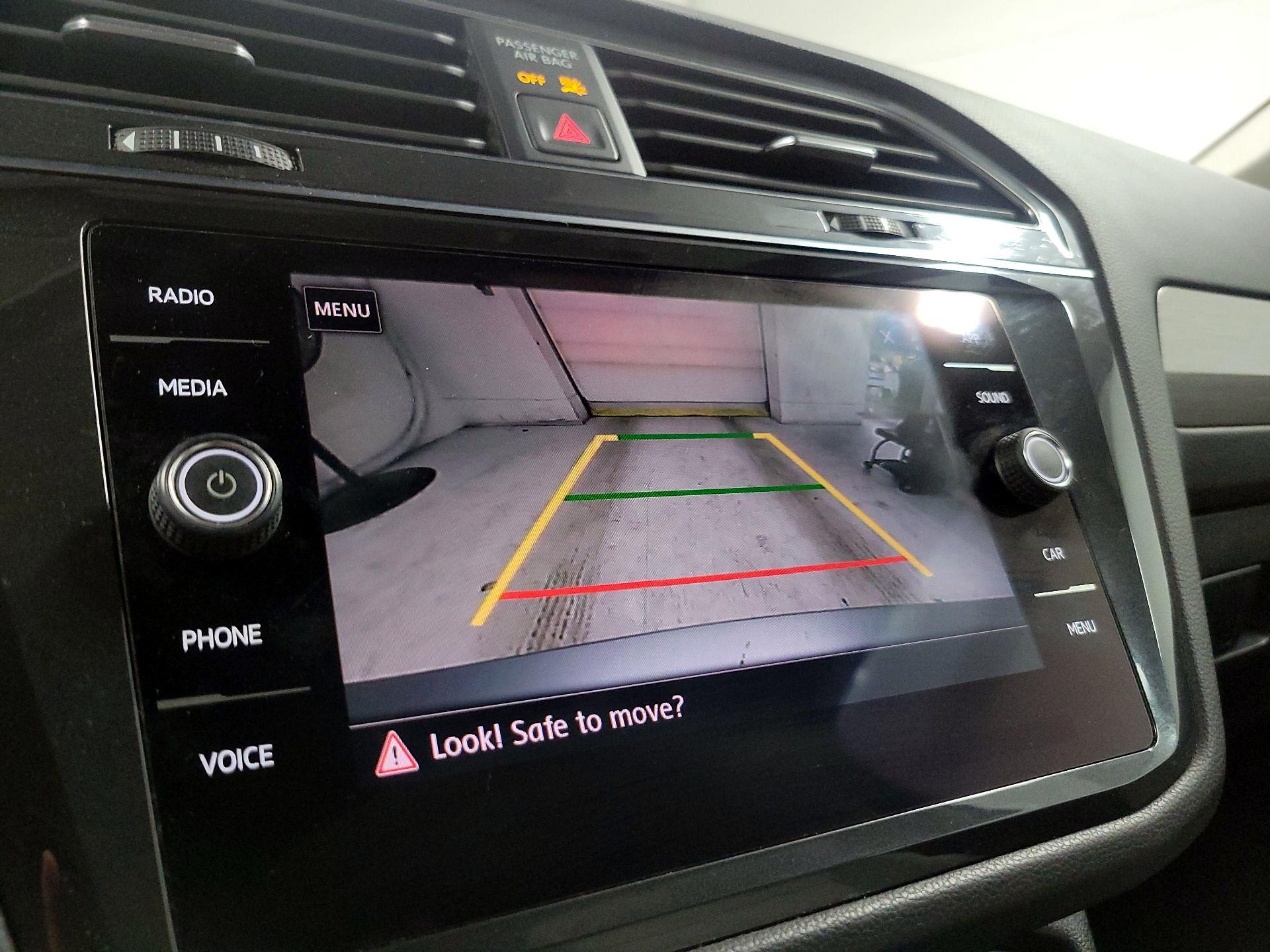 Thumbnail: 2019 Volkswagen Tiguan - 14