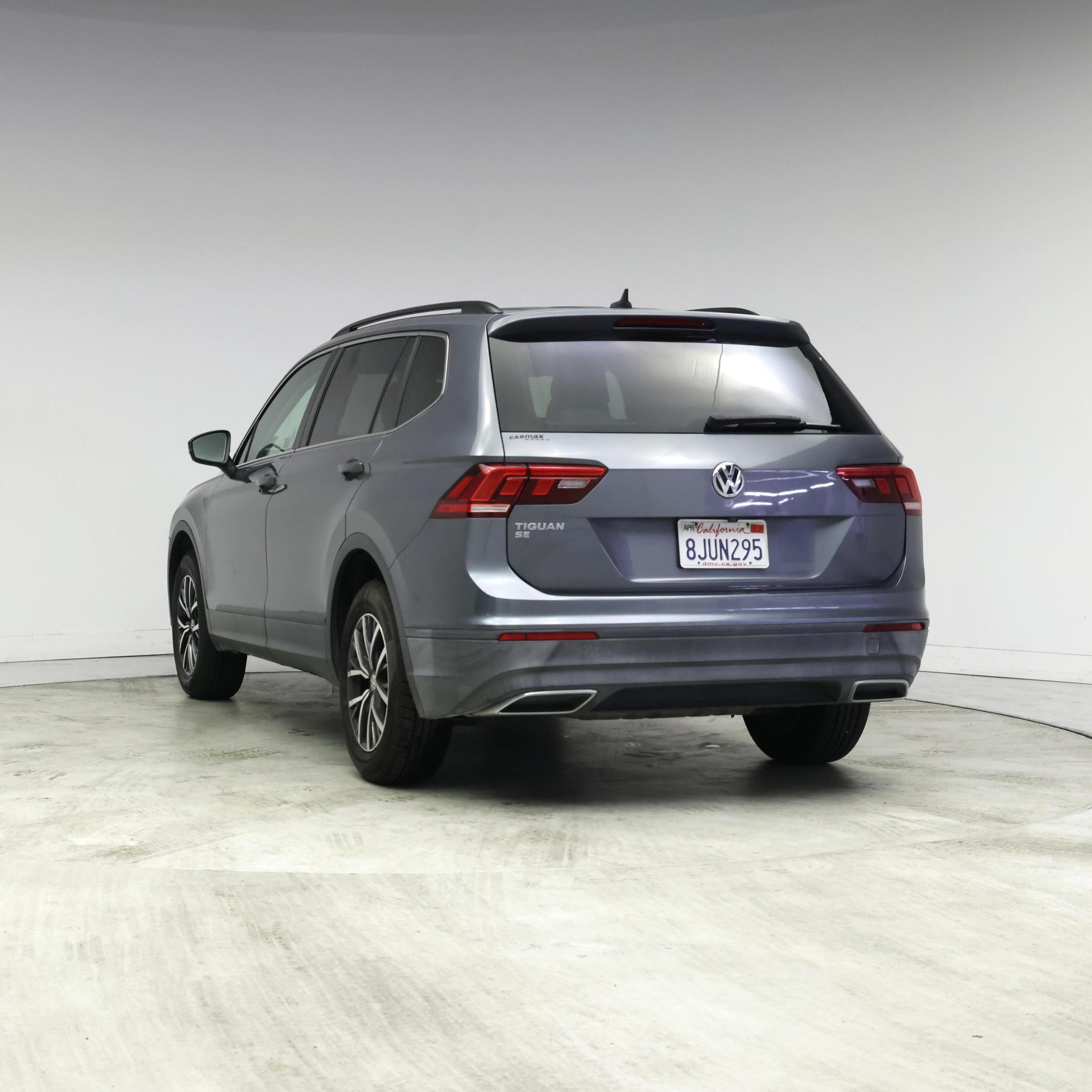 Thumbnail: 2019 Volkswagen Tiguan - 2