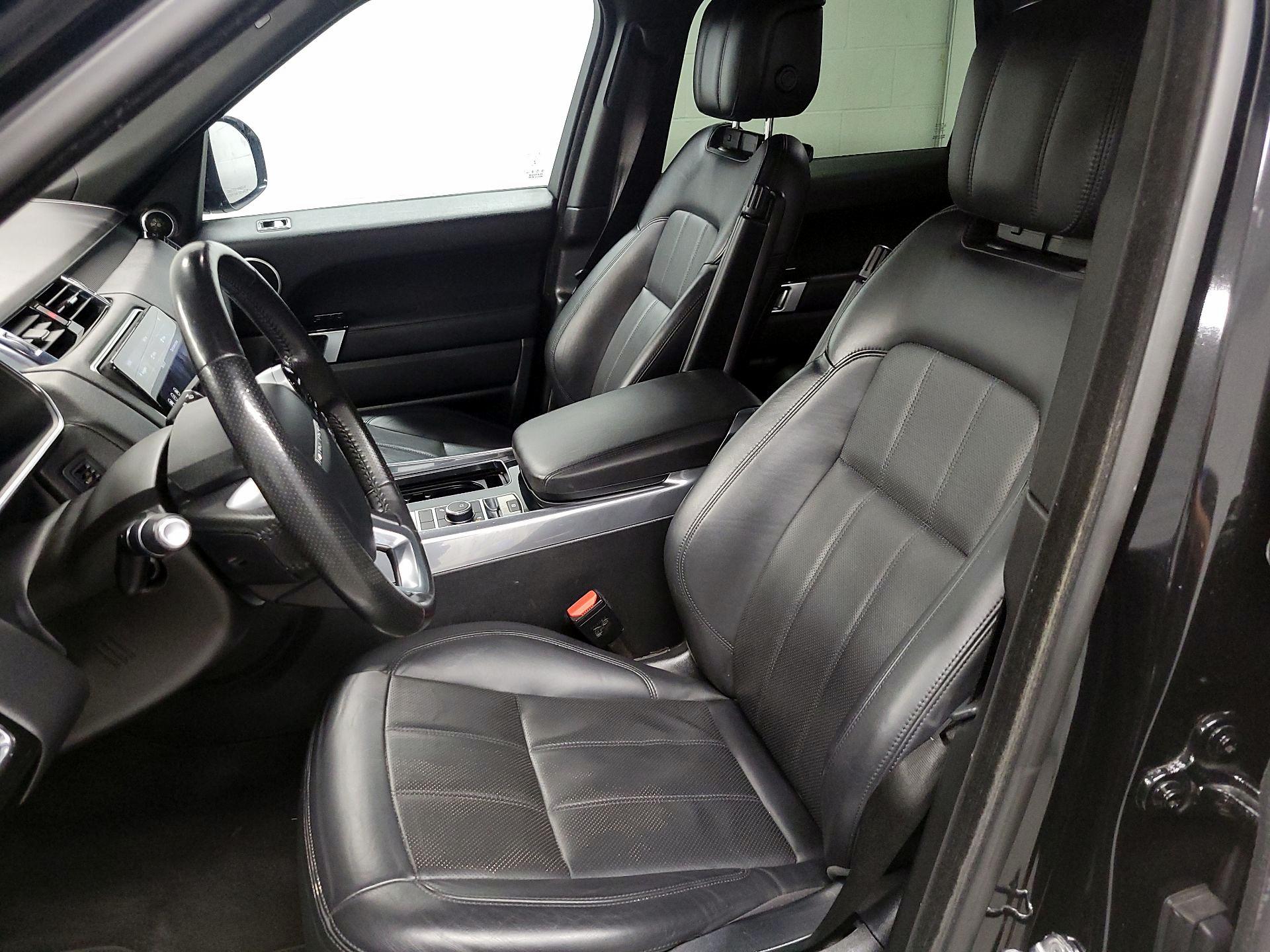 Thumbnail: 2020 Land Rover Range Rover Sport - 11
