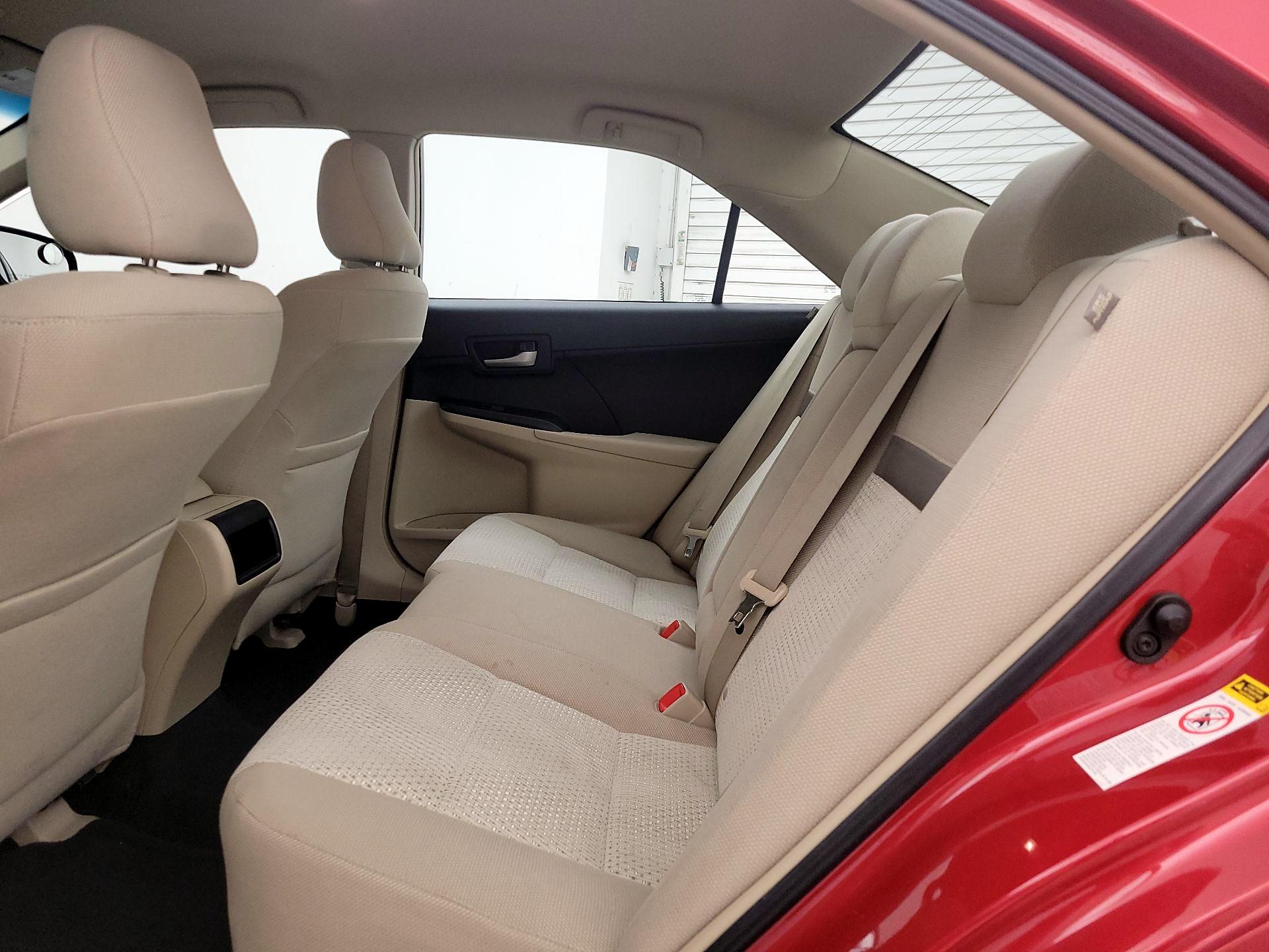 Thumbnail: 2014 Toyota Camry - 19