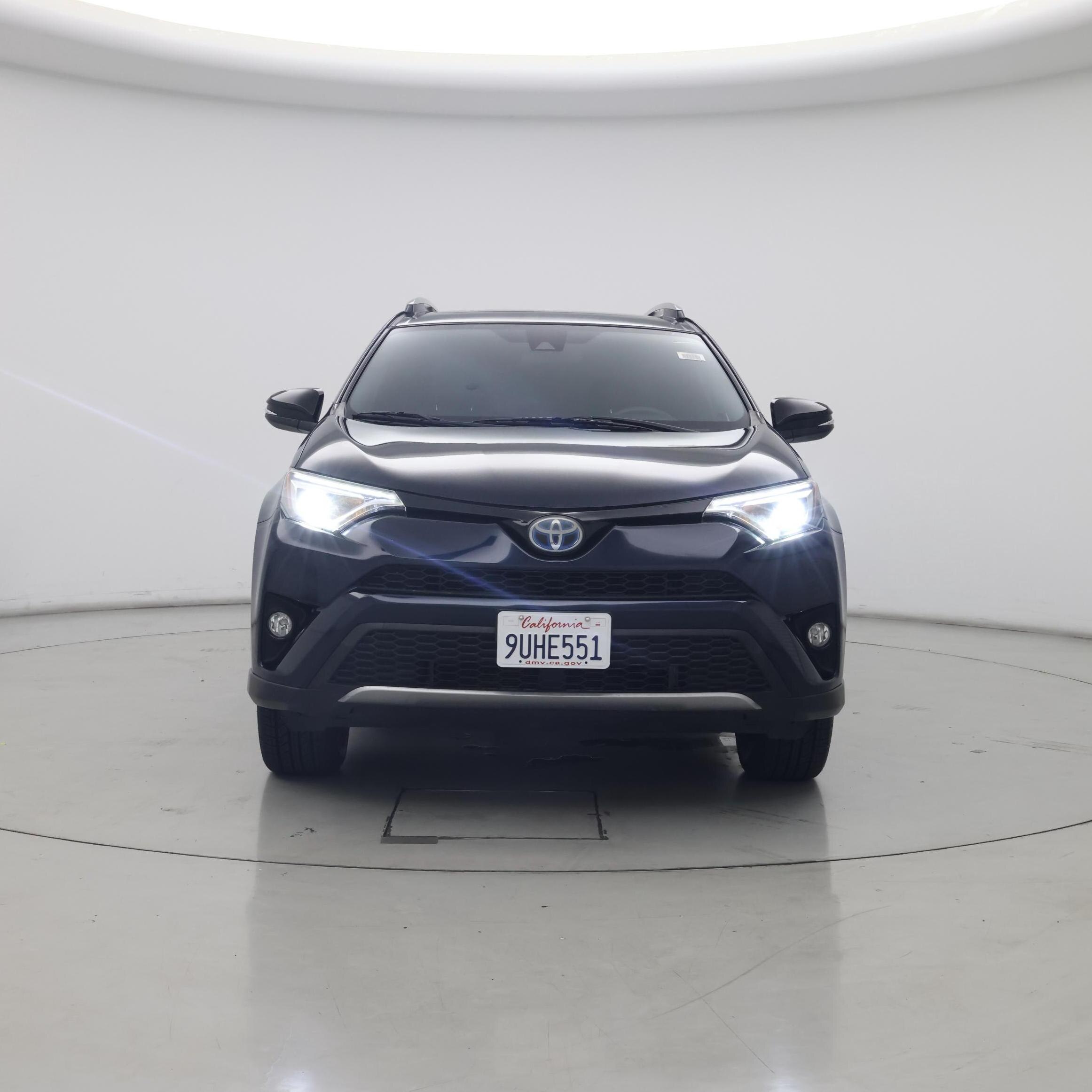 Thumbnail: 2017 Toyota RAV4 - 5