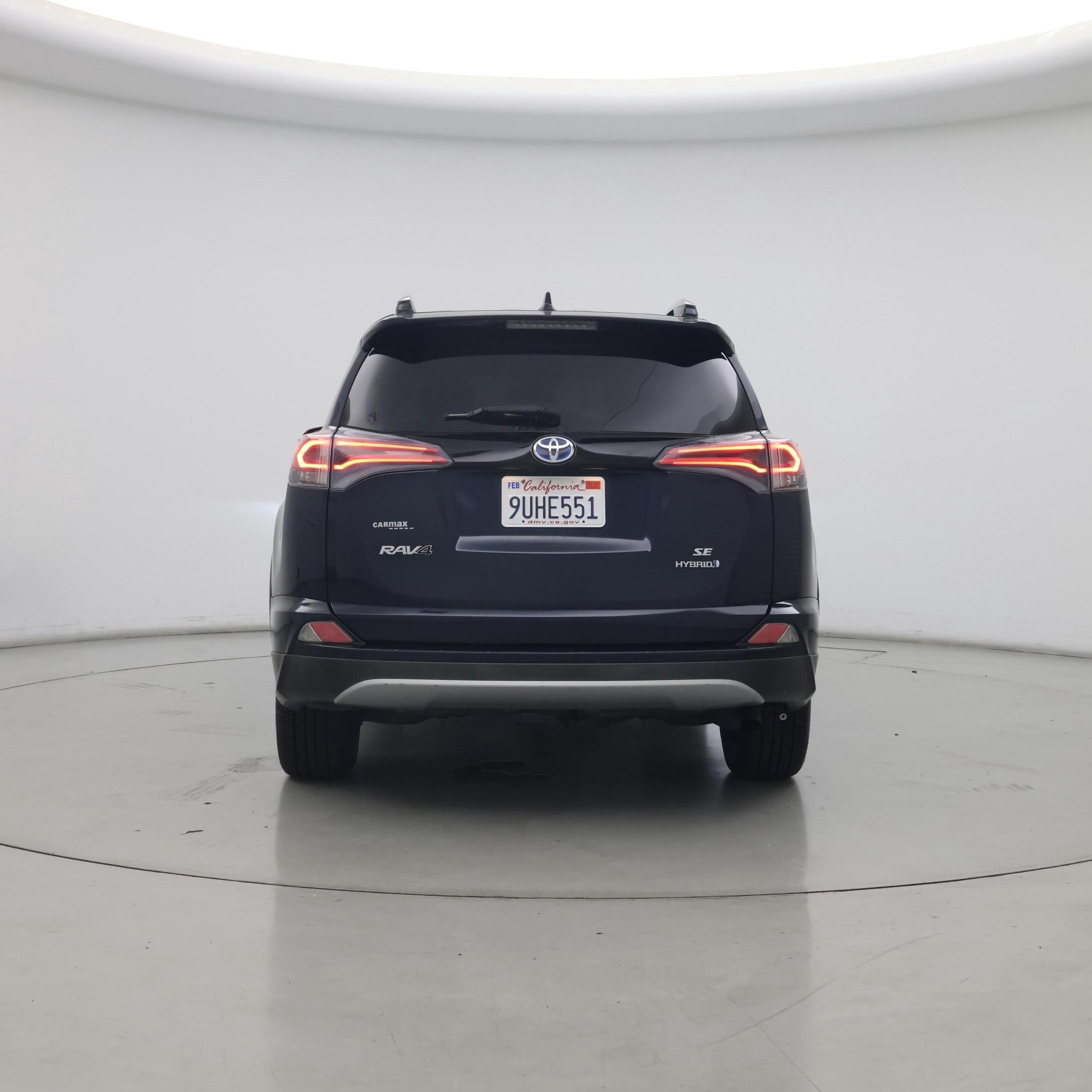 Thumbnail: 2017 Toyota RAV4 - 6