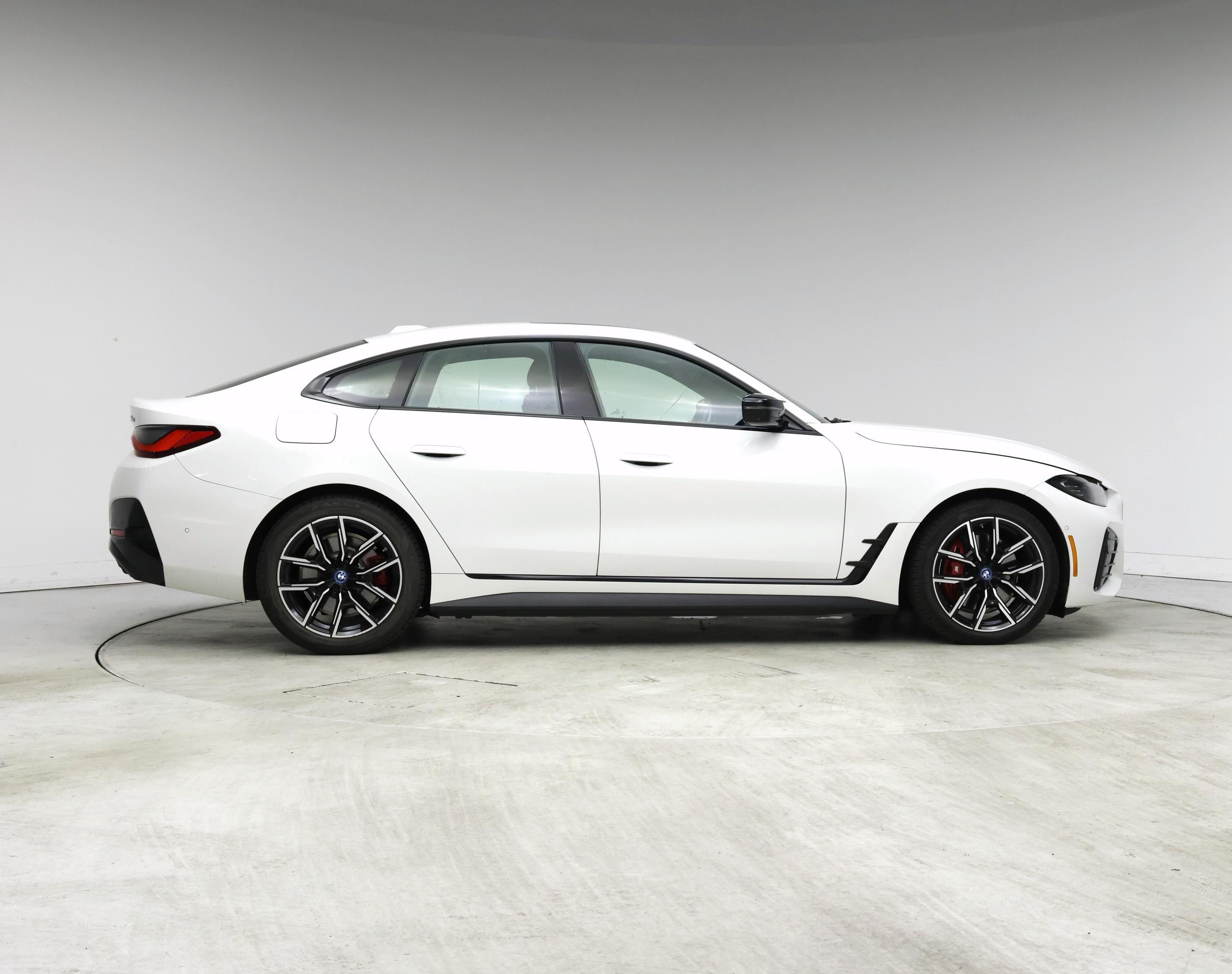 Thumbnail: 2023 BMW i4 - 7