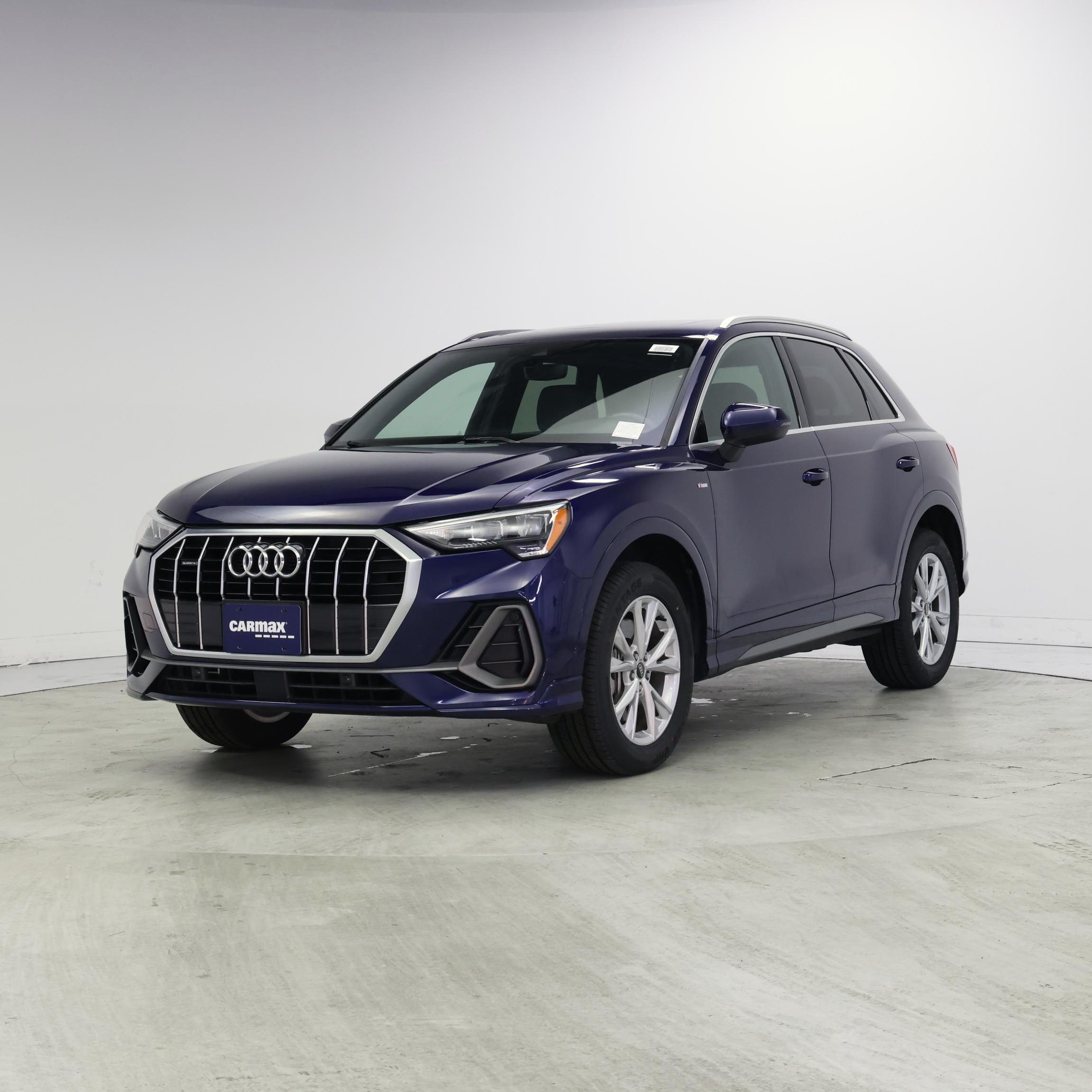 Thumbnail: 2021 Audi Q3 - 4