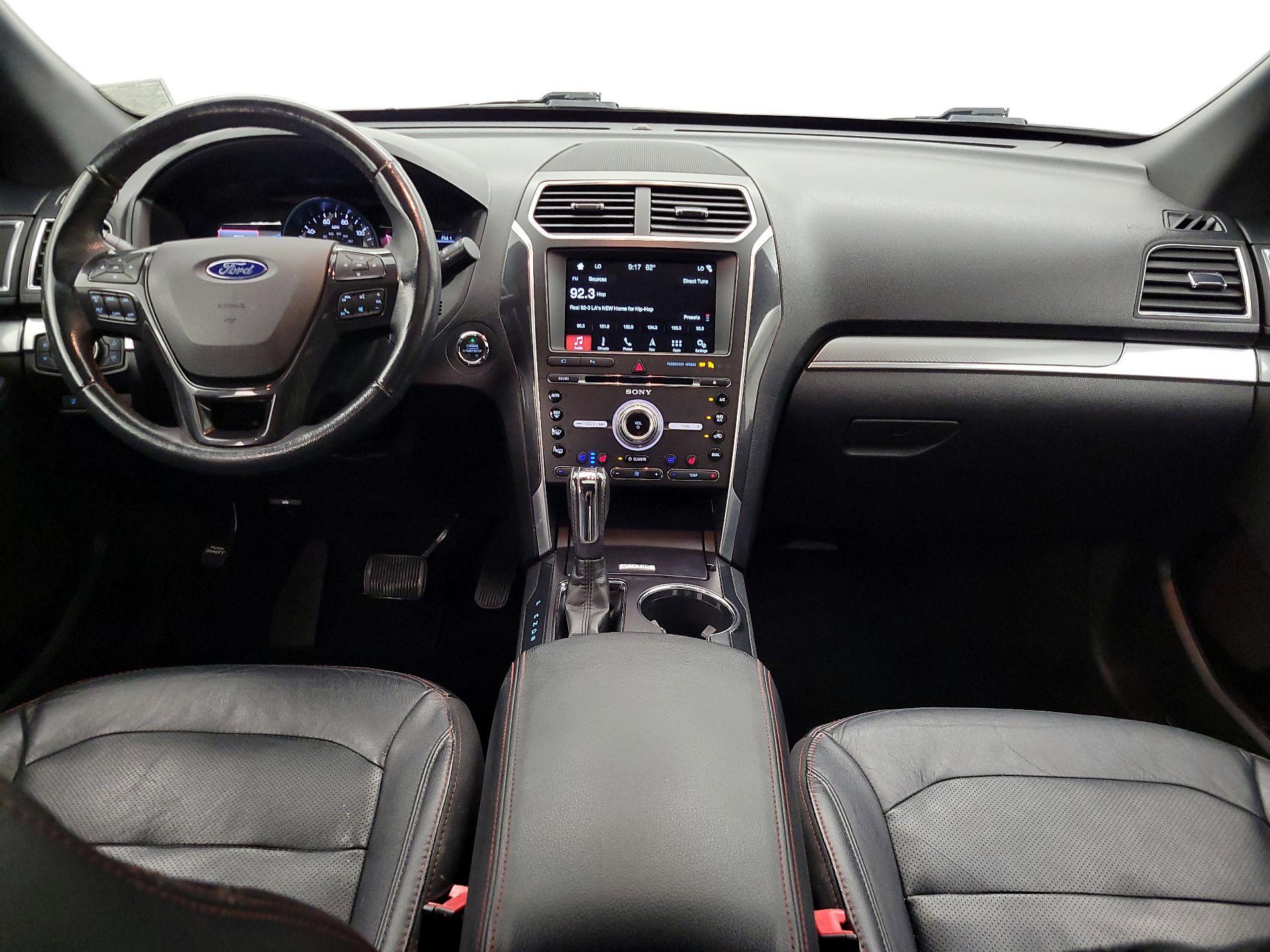 Thumbnail: 2017 Ford Explorer - 9