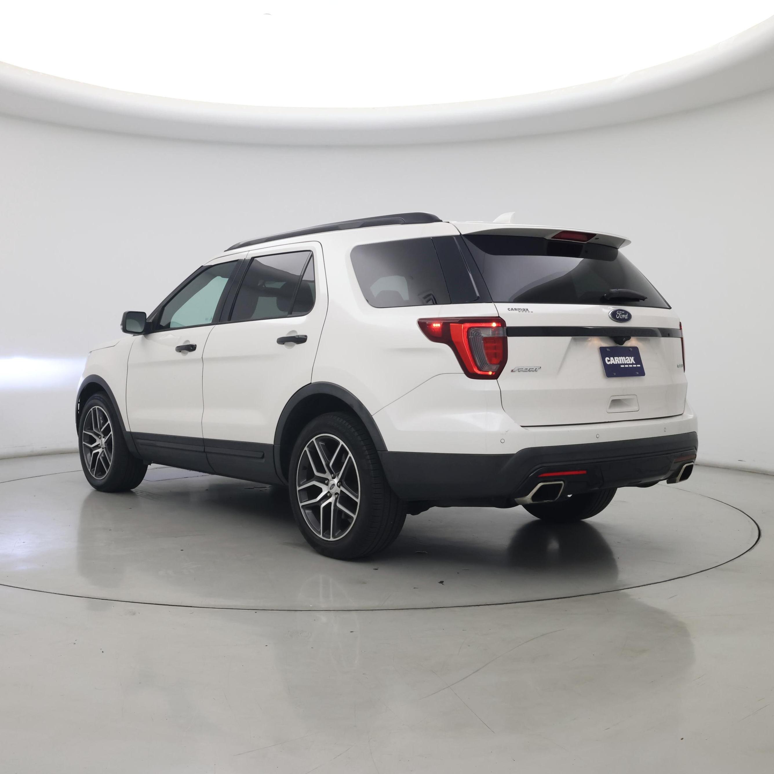 Thumbnail: 2017 Ford Explorer - 2