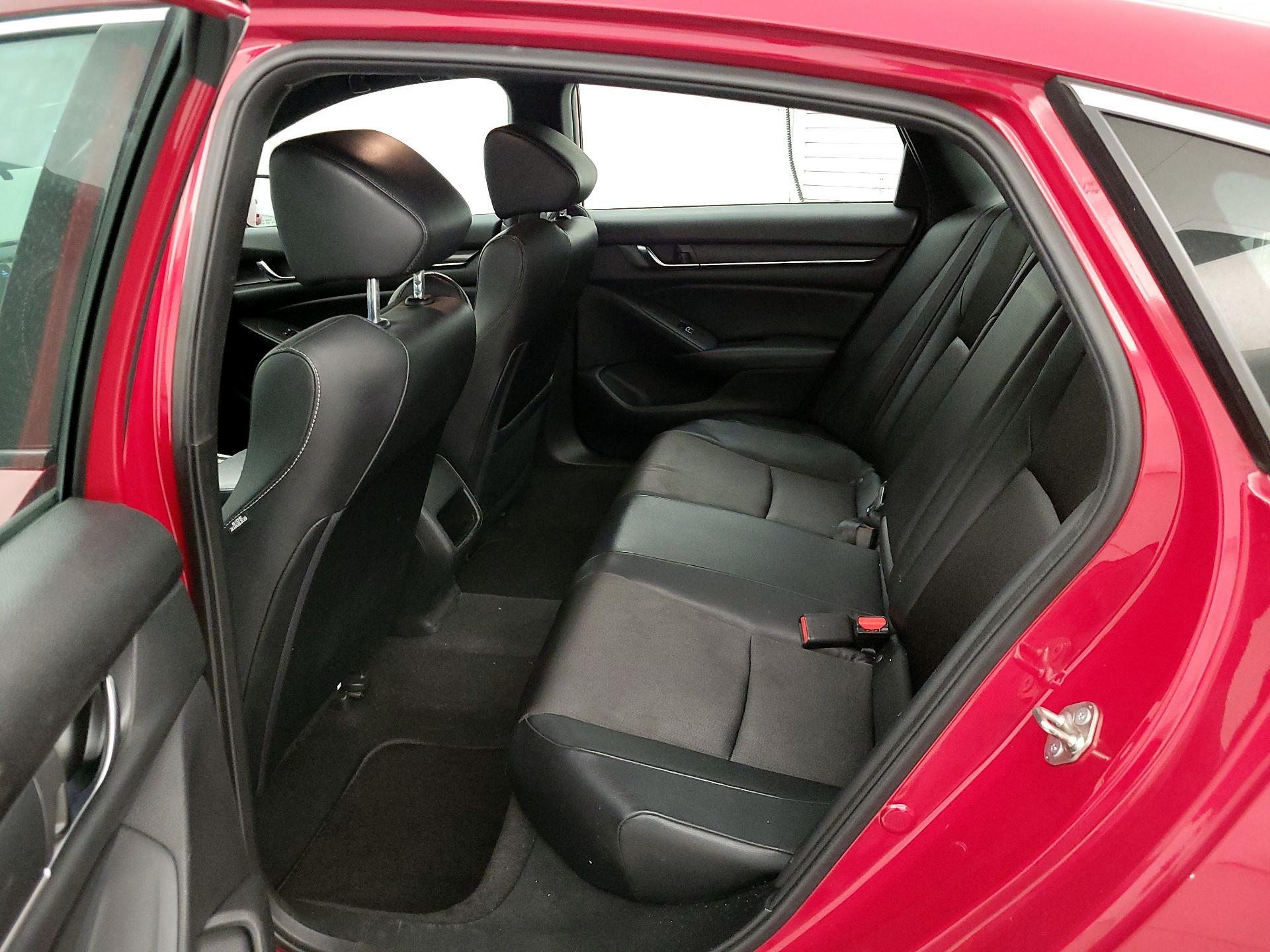 Thumbnail: 2018 Honda Accord - 19