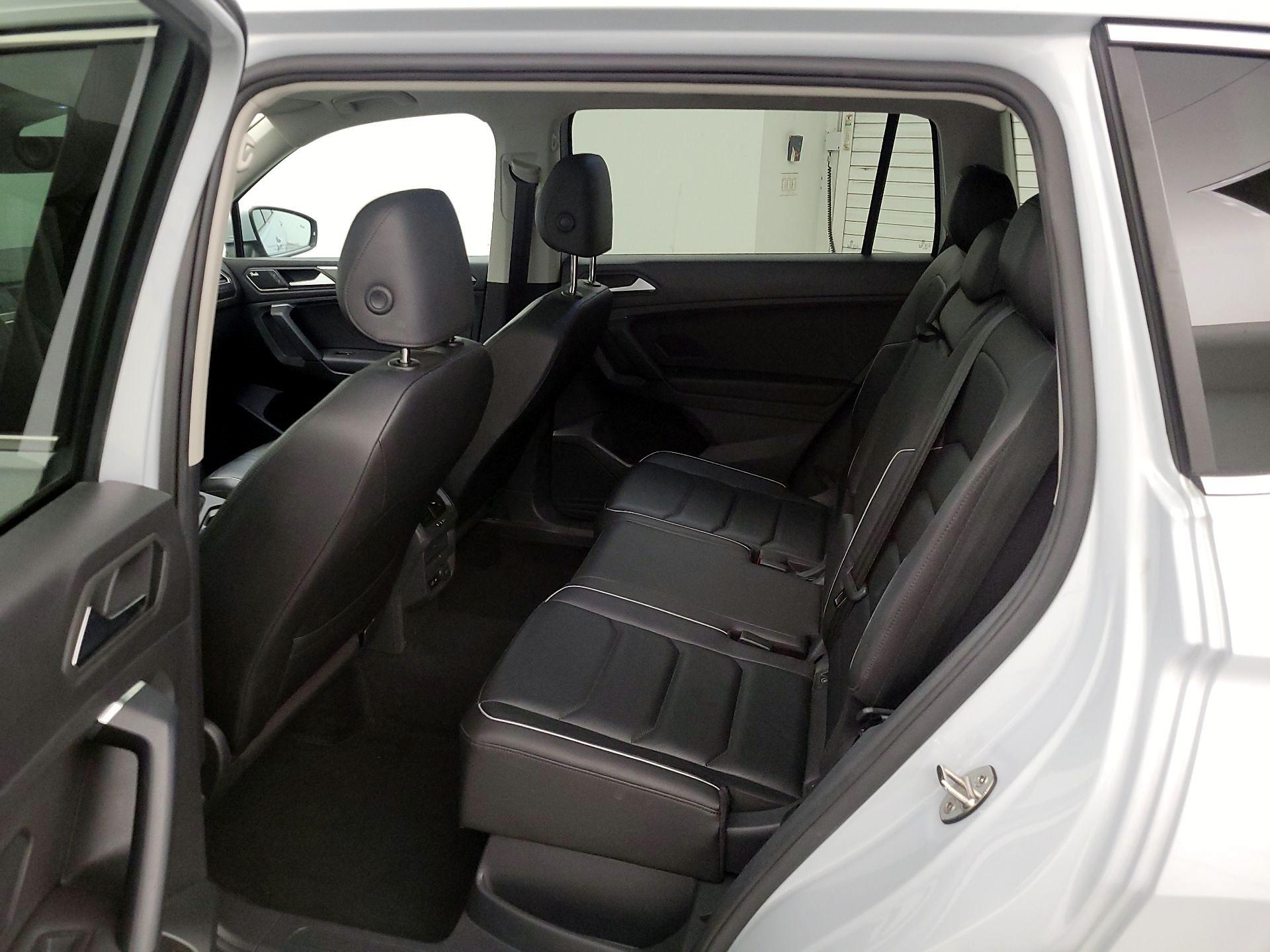 Thumbnail: 2019 Volkswagen Tiguan - 20