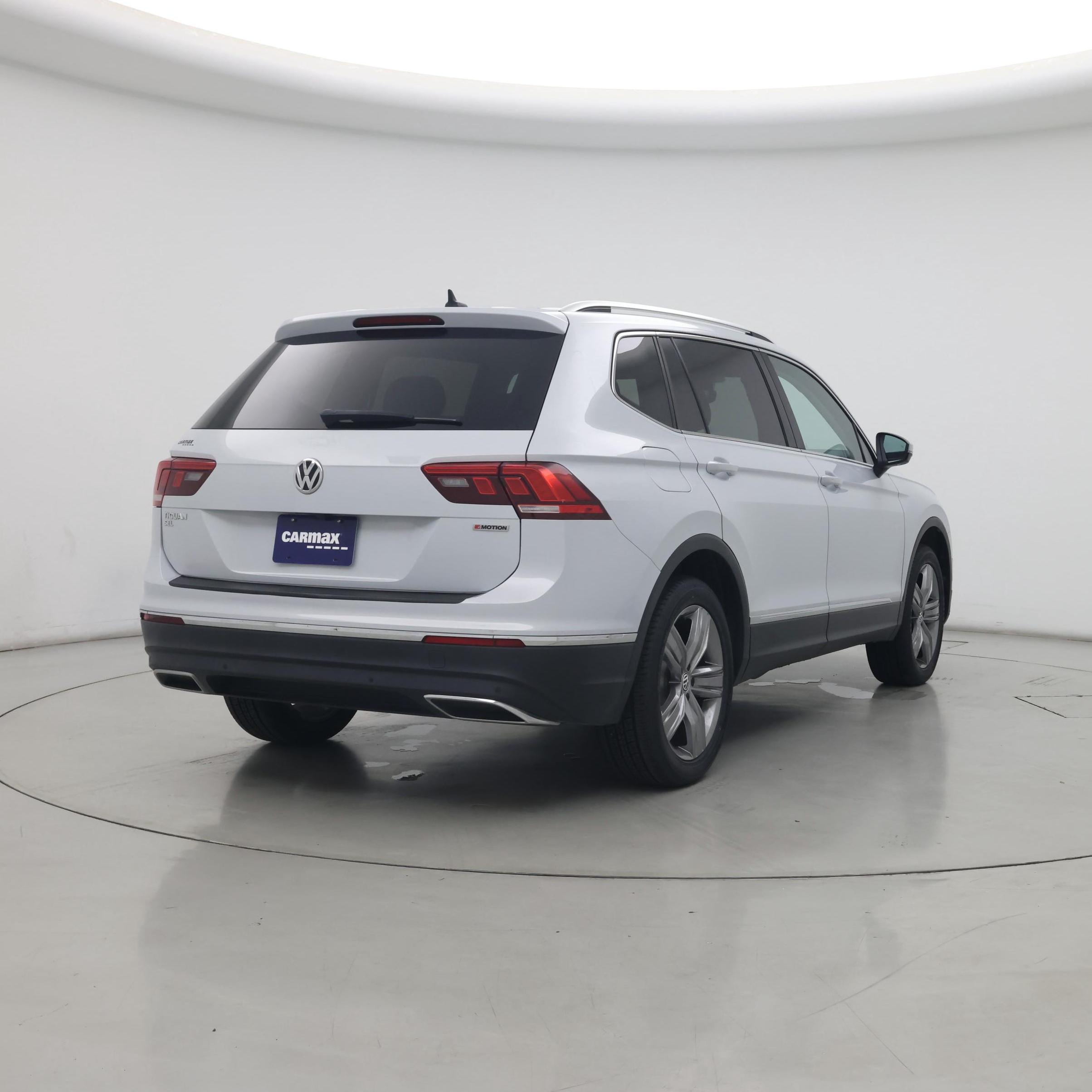 Thumbnail: 2019 Volkswagen Tiguan - 8