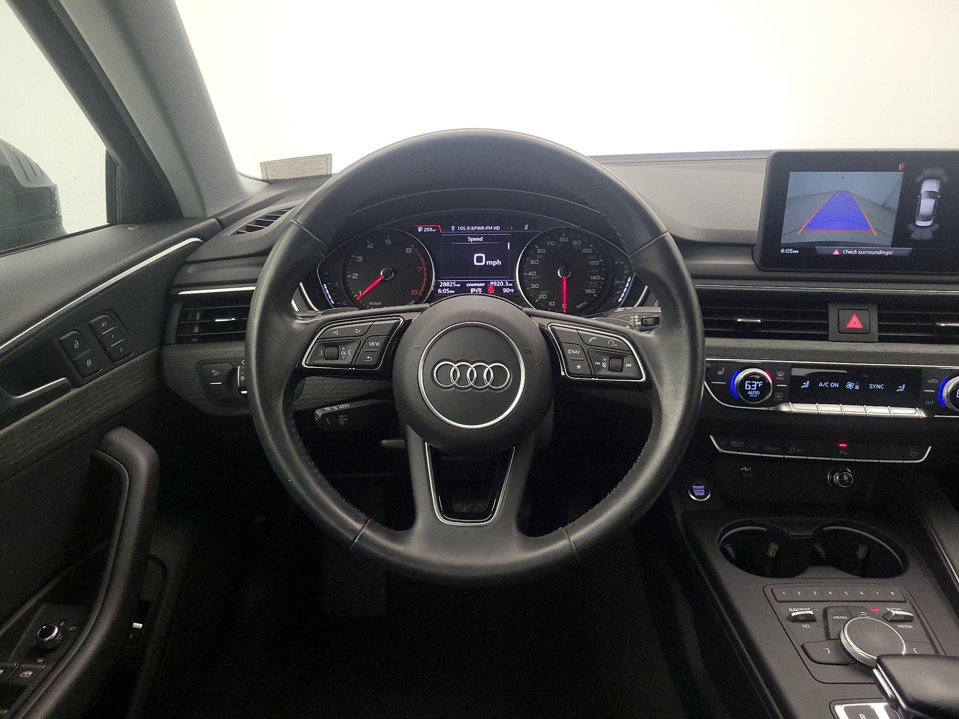 Thumbnail: 2019 Audi A4 - 10