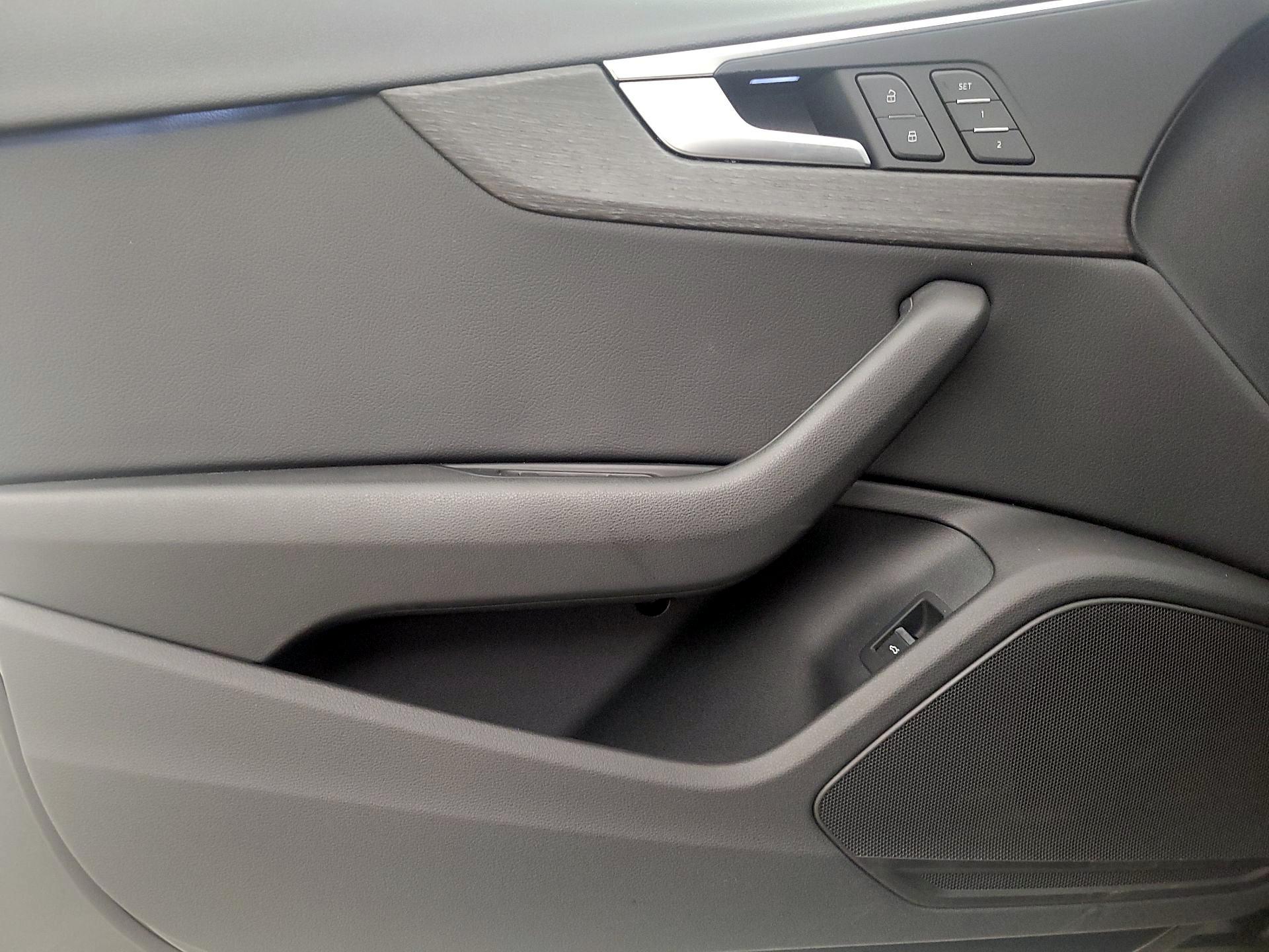 Thumbnail: 2019 Audi A4 - 12