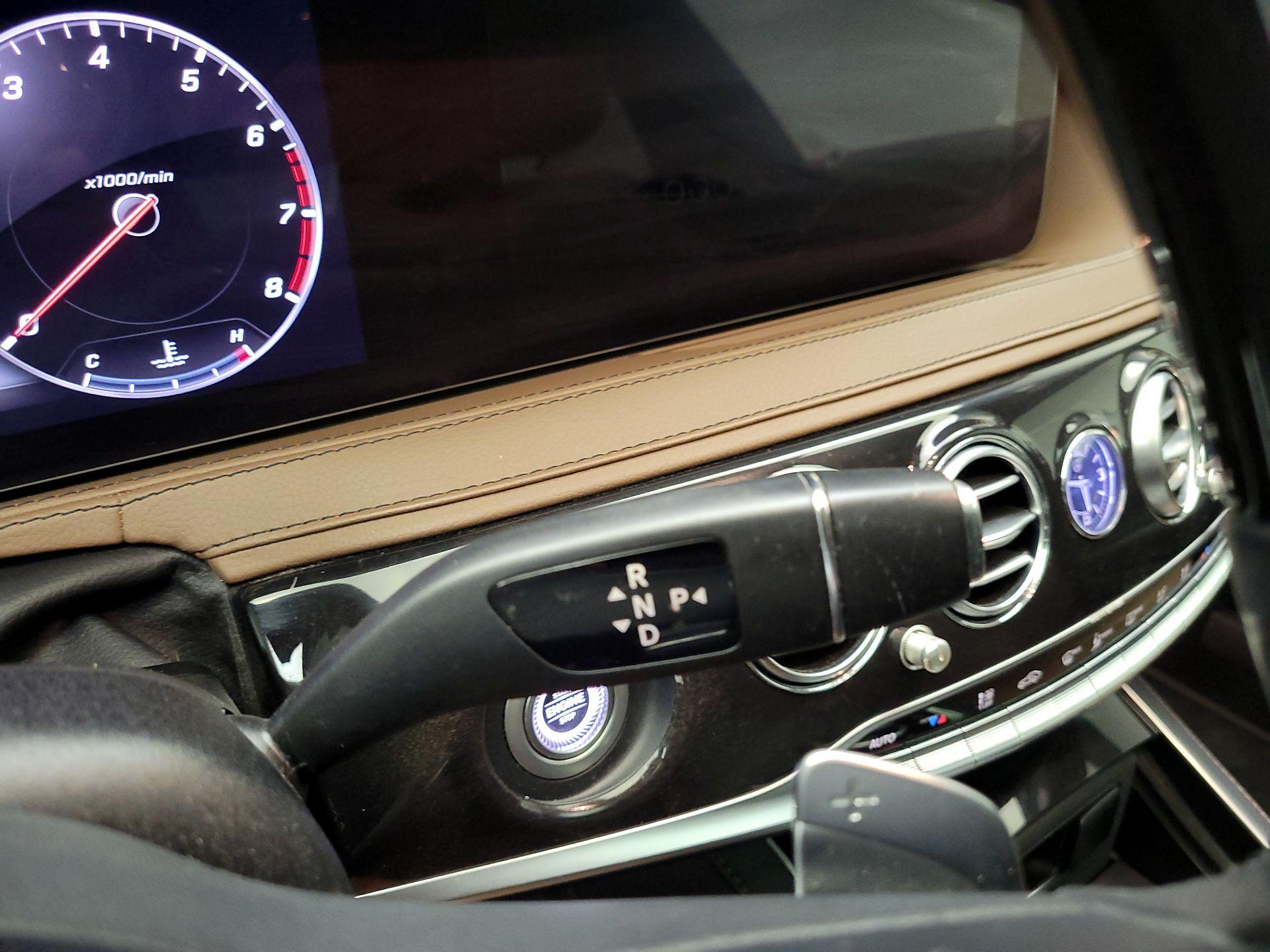 Thumbnail: 2020 Mercedes-Benz S-Class - 16