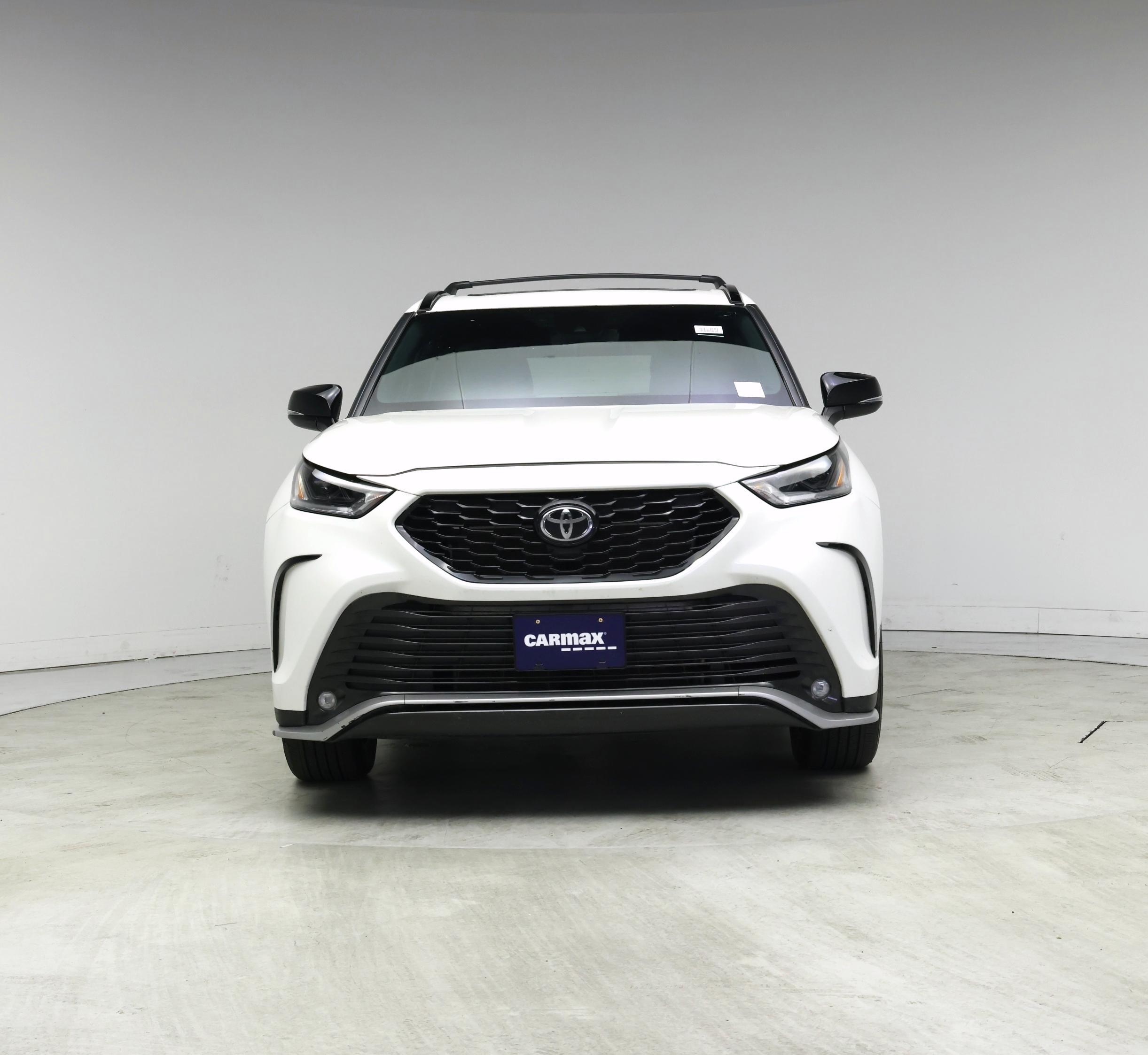 Thumbnail: 2021 Toyota Highlander - 5