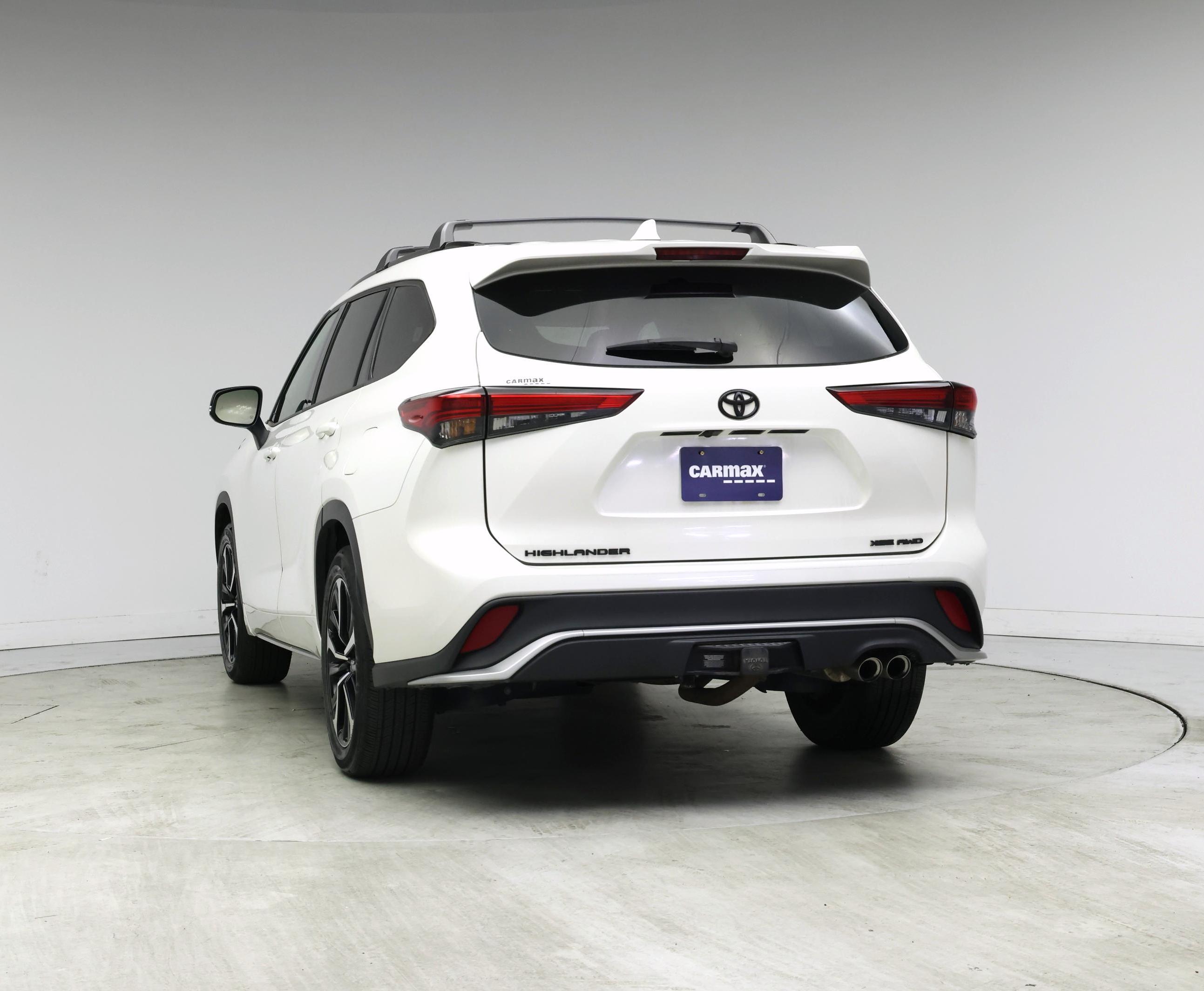Thumbnail: 2021 Toyota Highlander - 6
