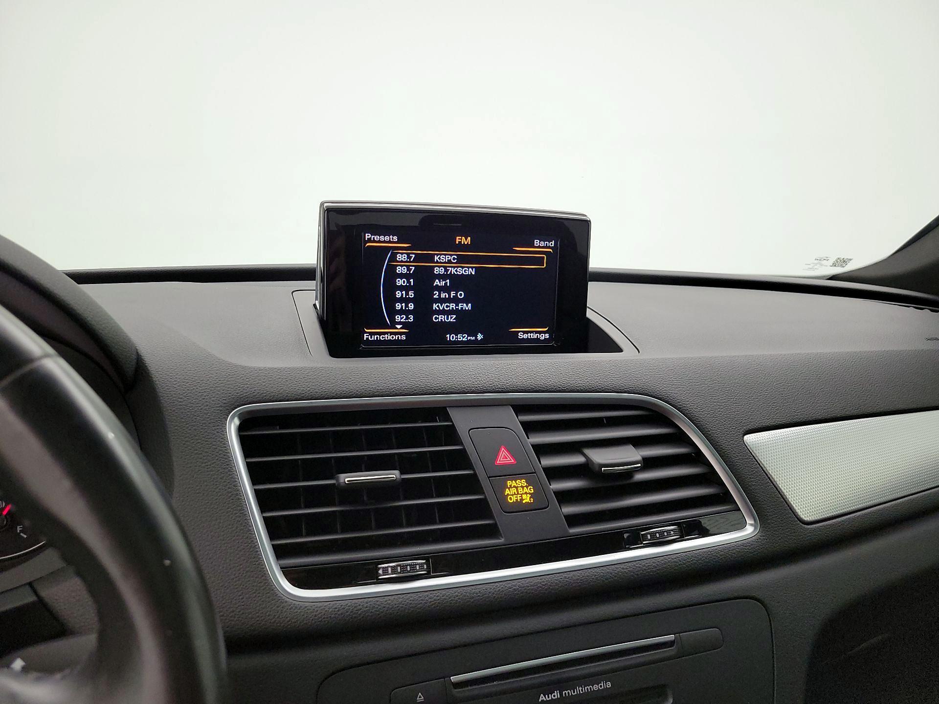 Thumbnail: 2016 Audi Q3 - 15