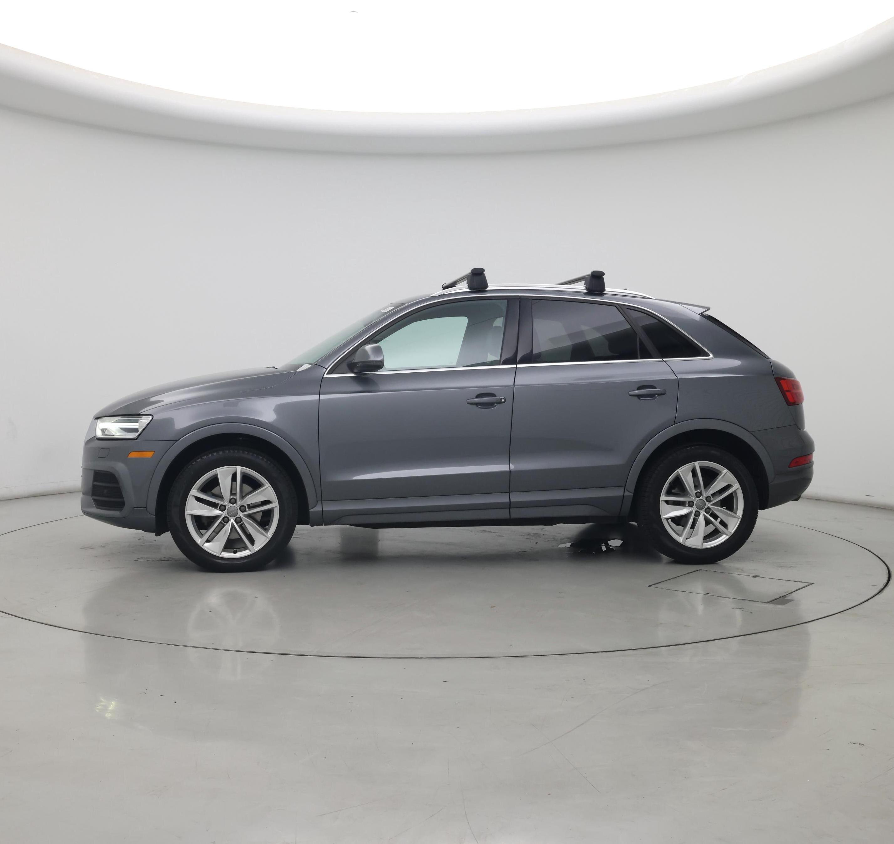 Thumbnail: 2016 Audi Q3 - 3