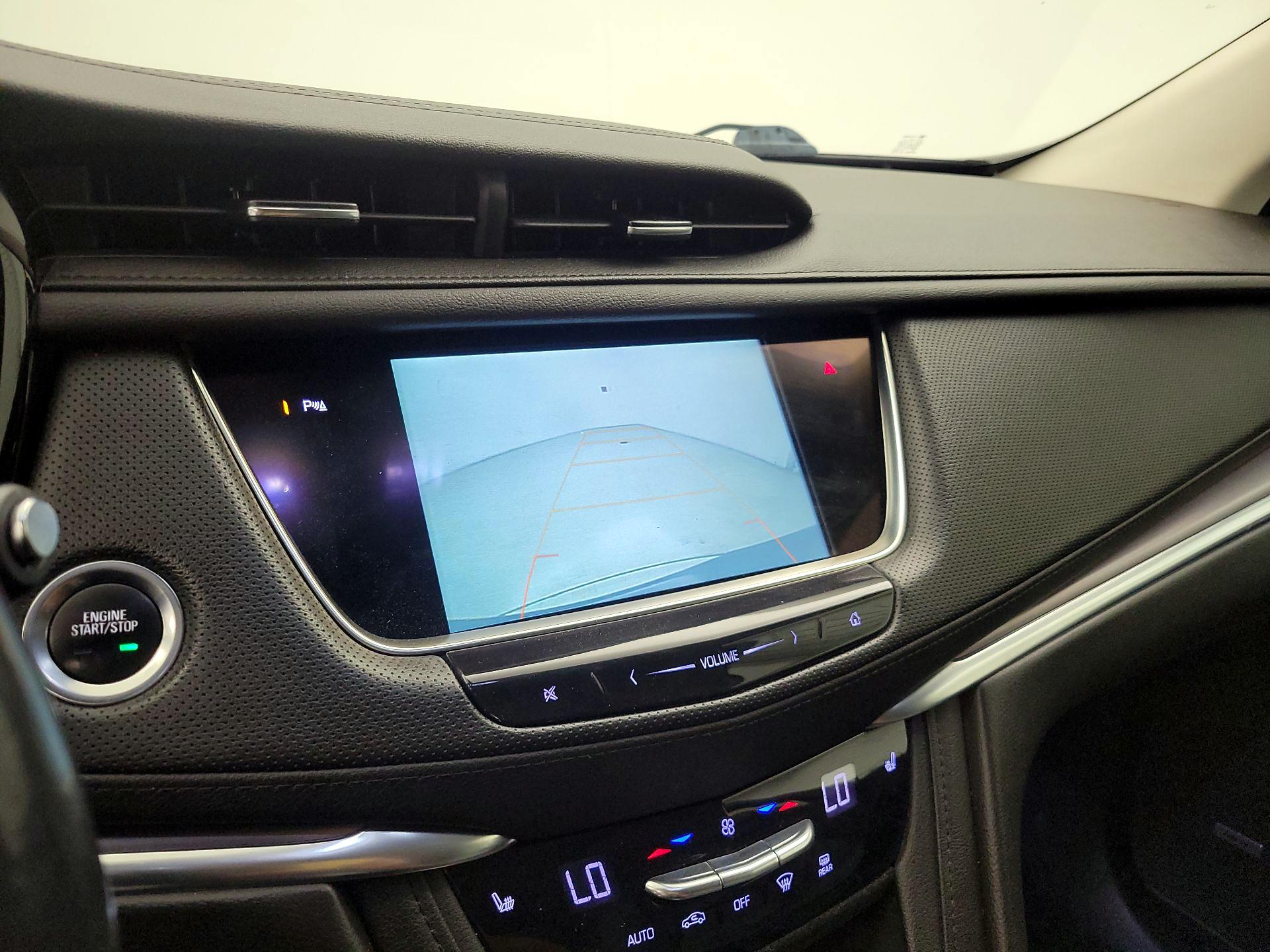Thumbnail: 2019 Cadillac XT5 - 14