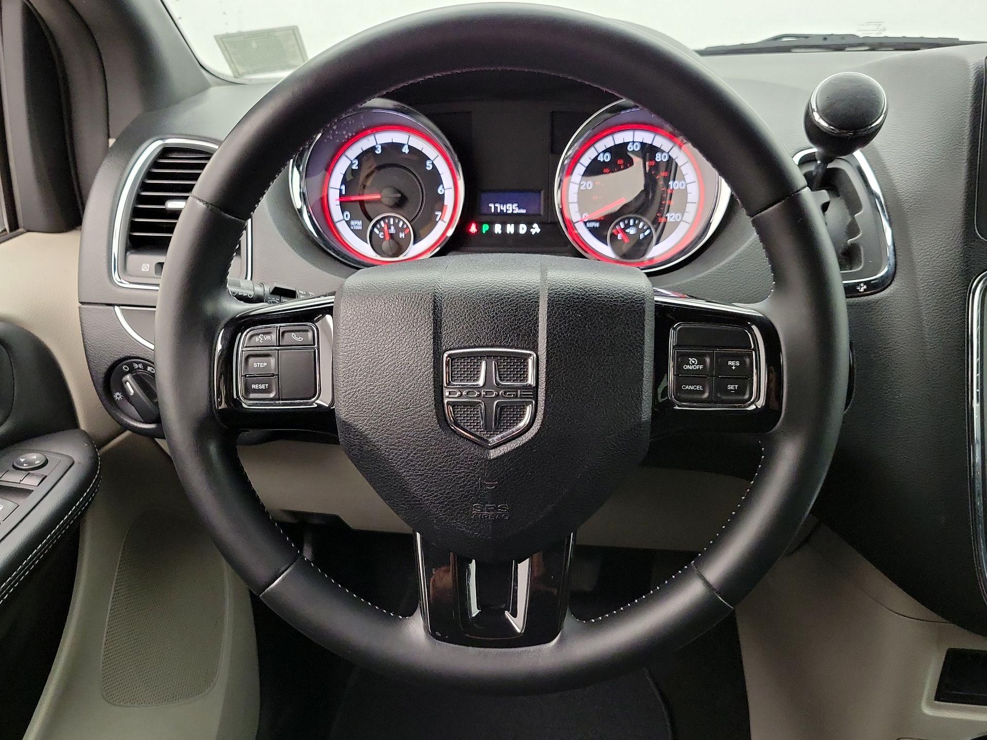 Thumbnail: 2017 Dodge Grand Caravan - 10