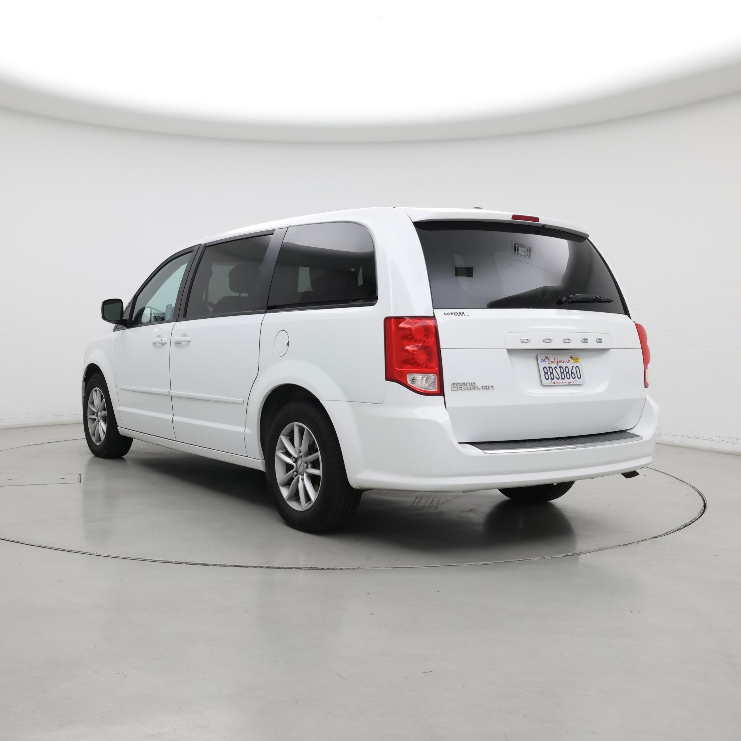 Thumbnail: 2017 Dodge Grand Caravan - 2