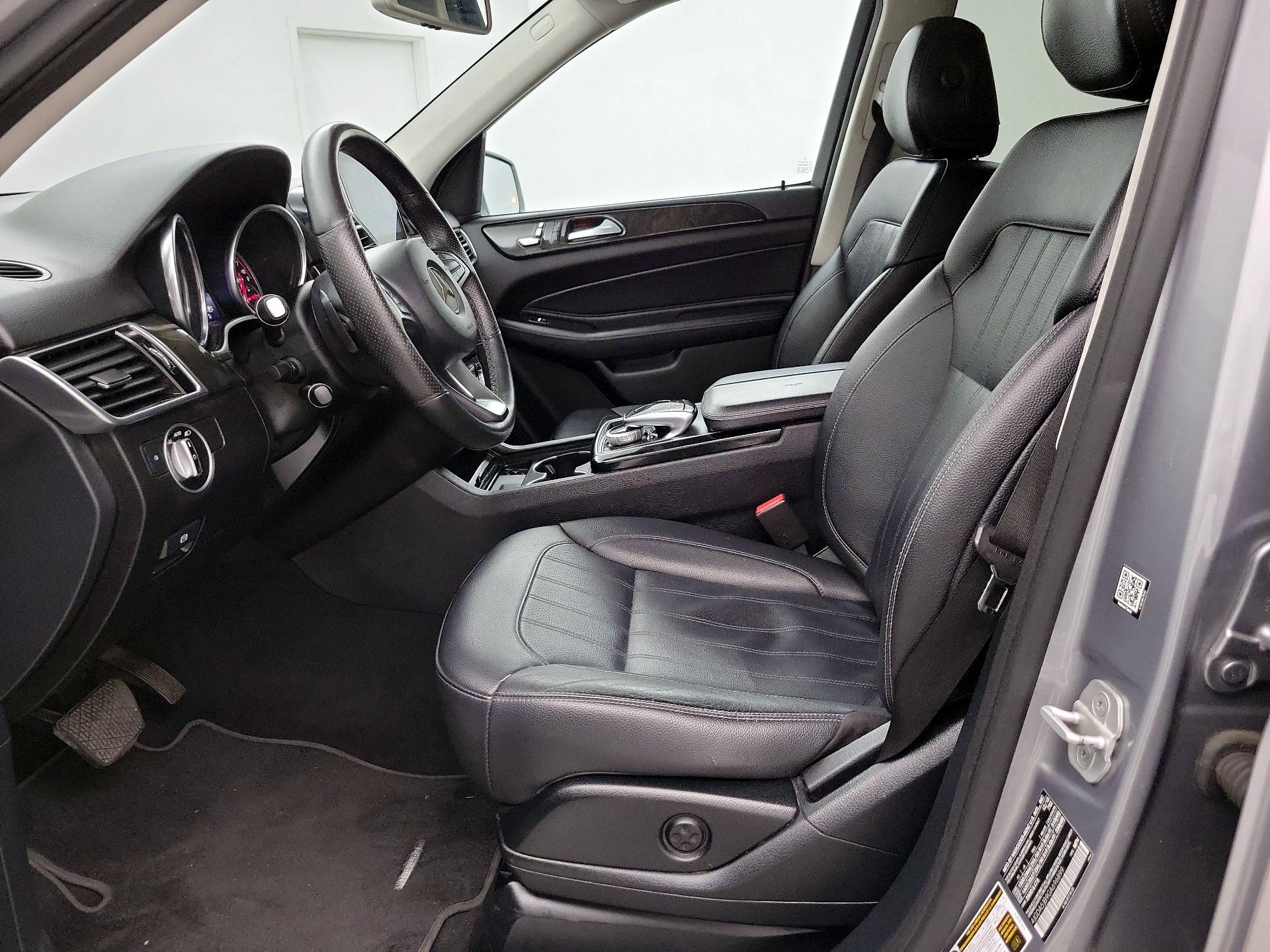 Thumbnail: 2016 Mercedes-Benz GLE - 11