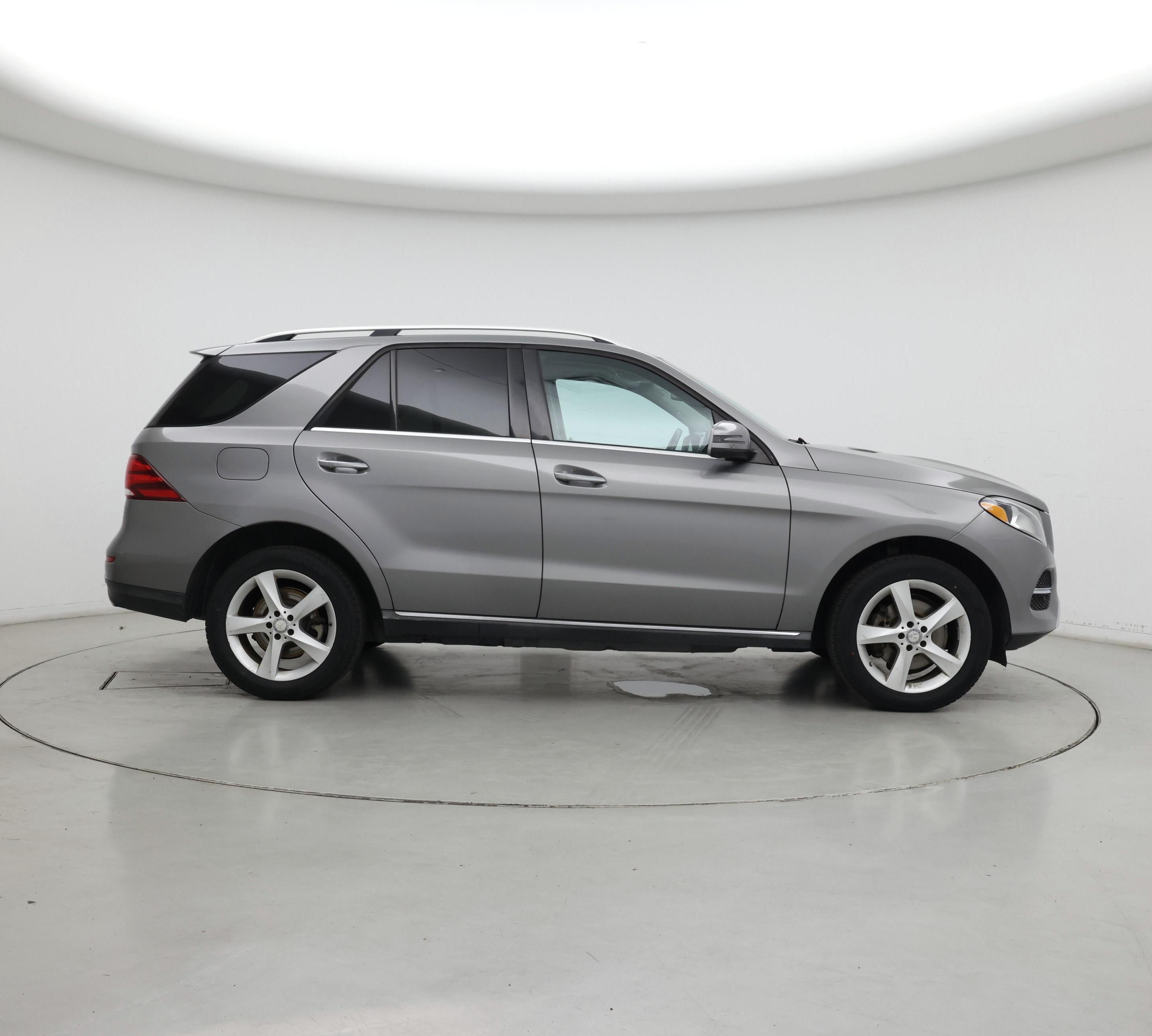 Thumbnail: 2016 Mercedes-Benz GLE - 7