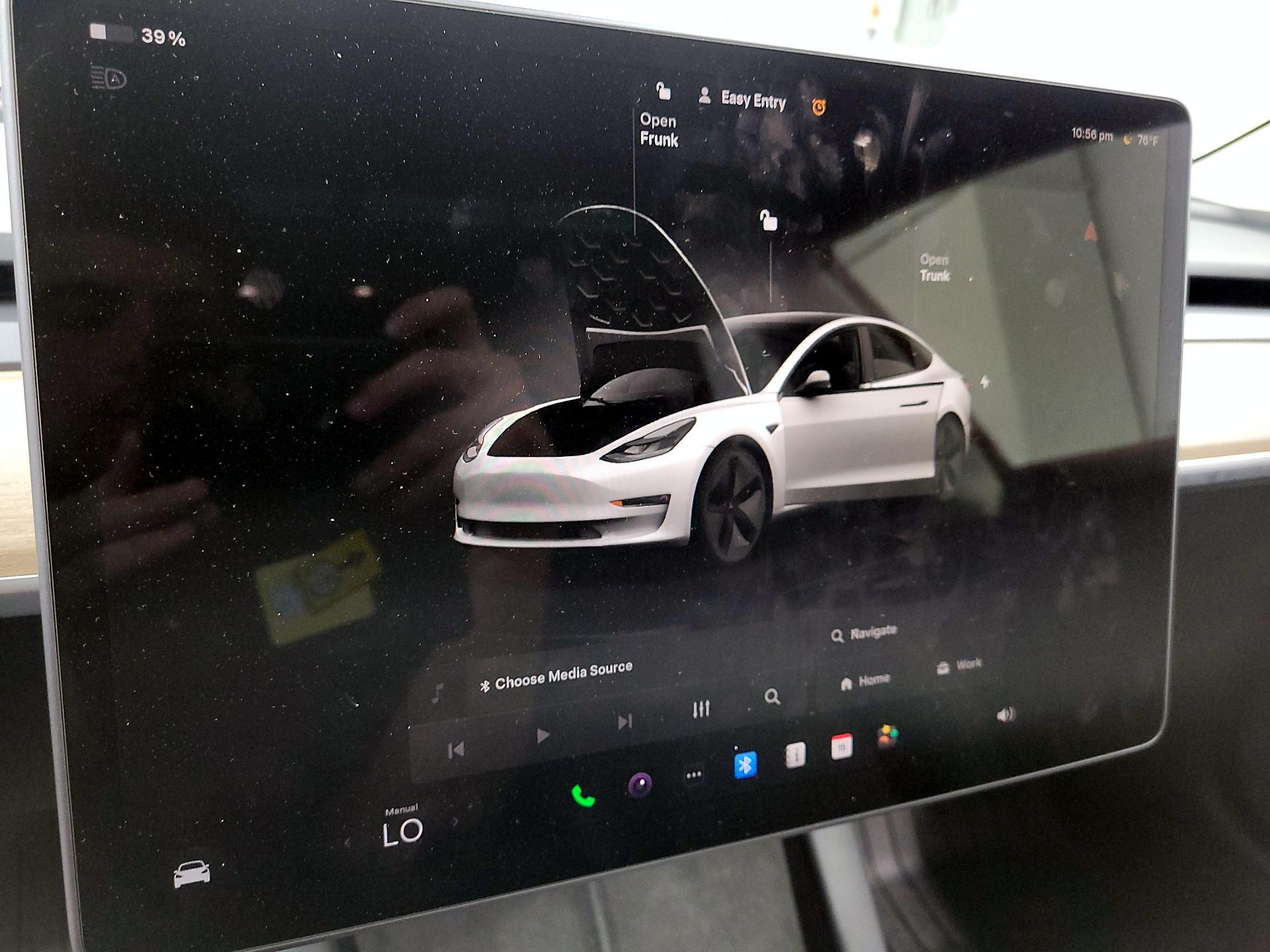 Thumbnail: 2023 Tesla Model 3 - 15