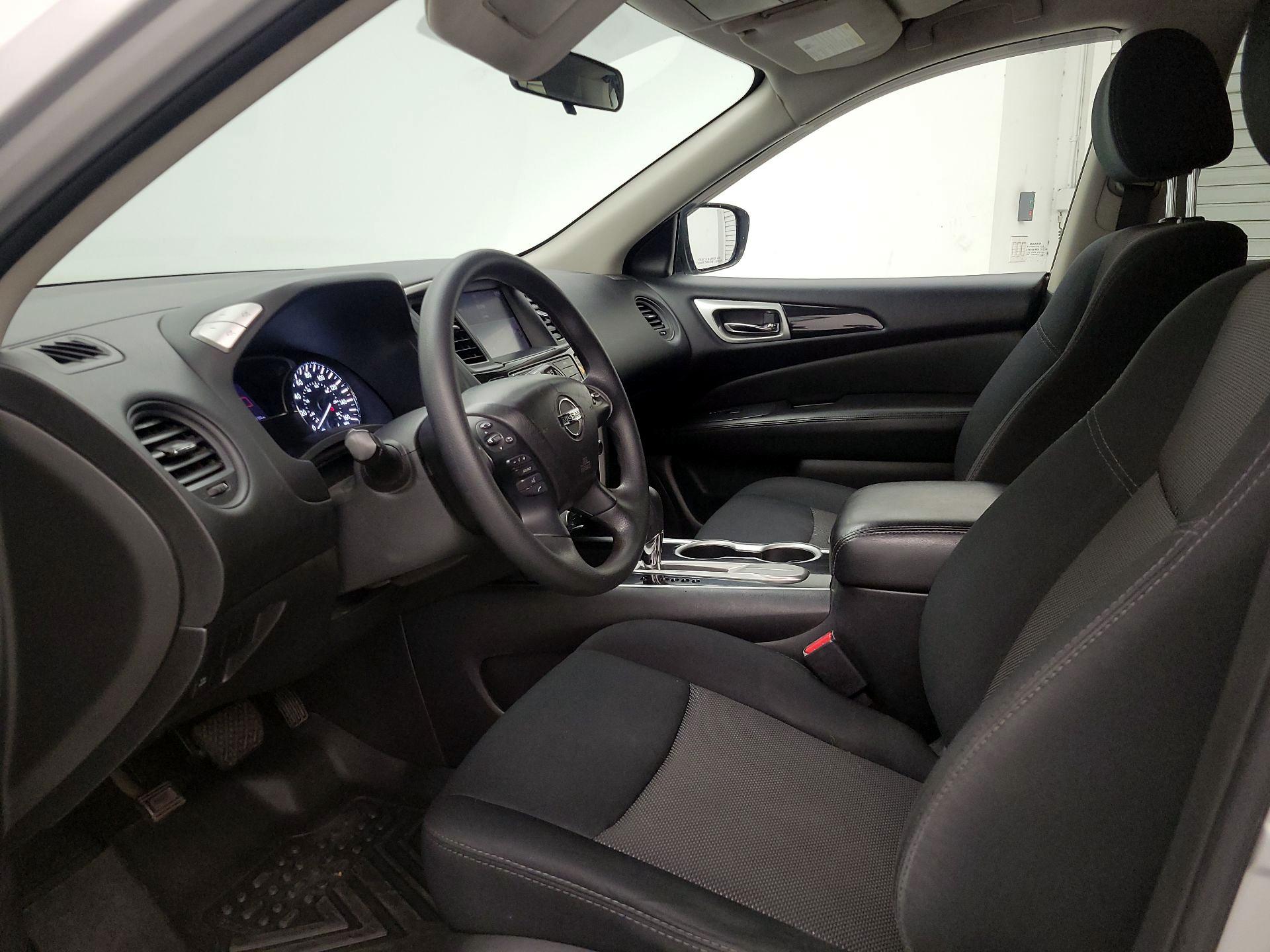 Thumbnail: 2018 Nissan Pathfinder - 11