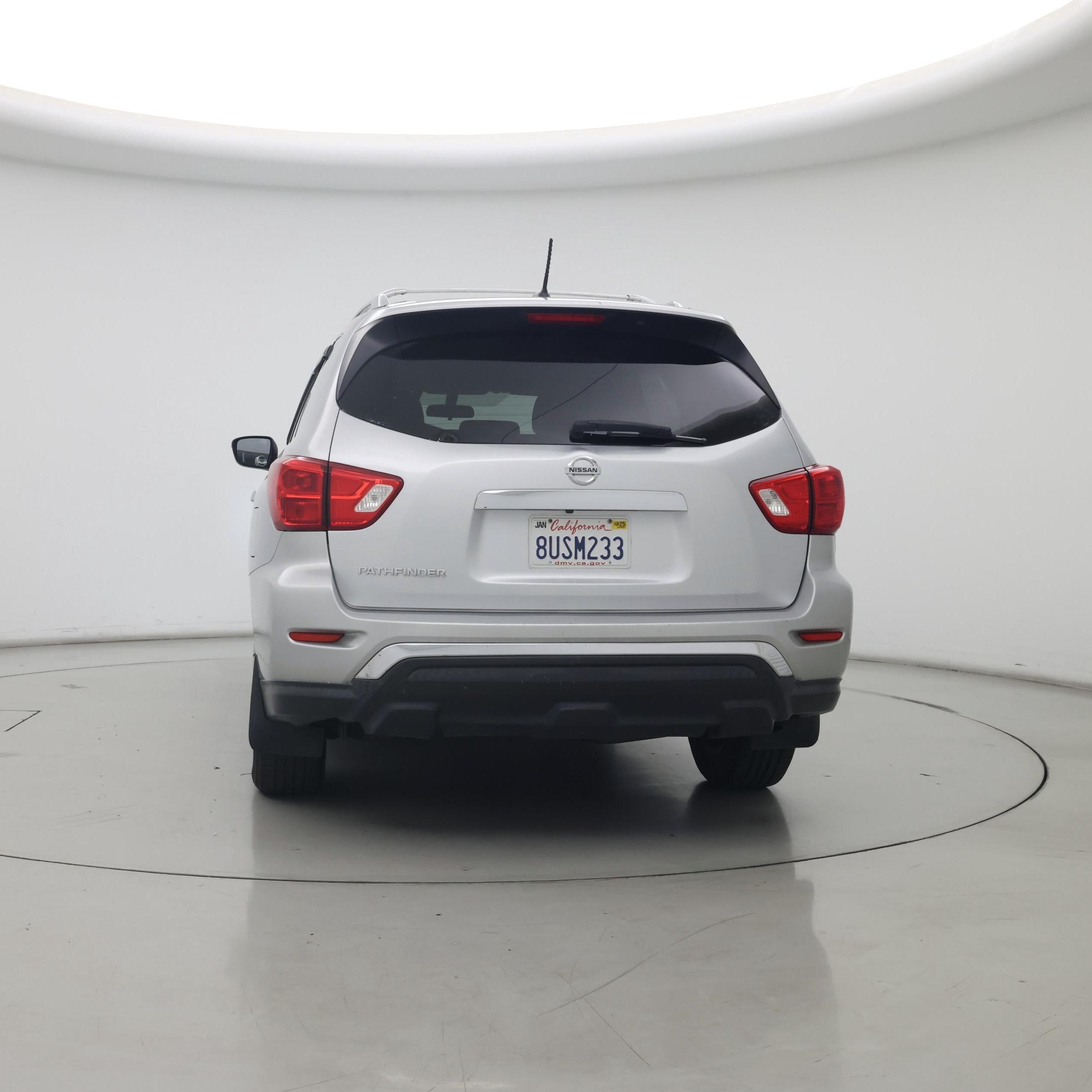 Thumbnail: 2018 Nissan Pathfinder - 6