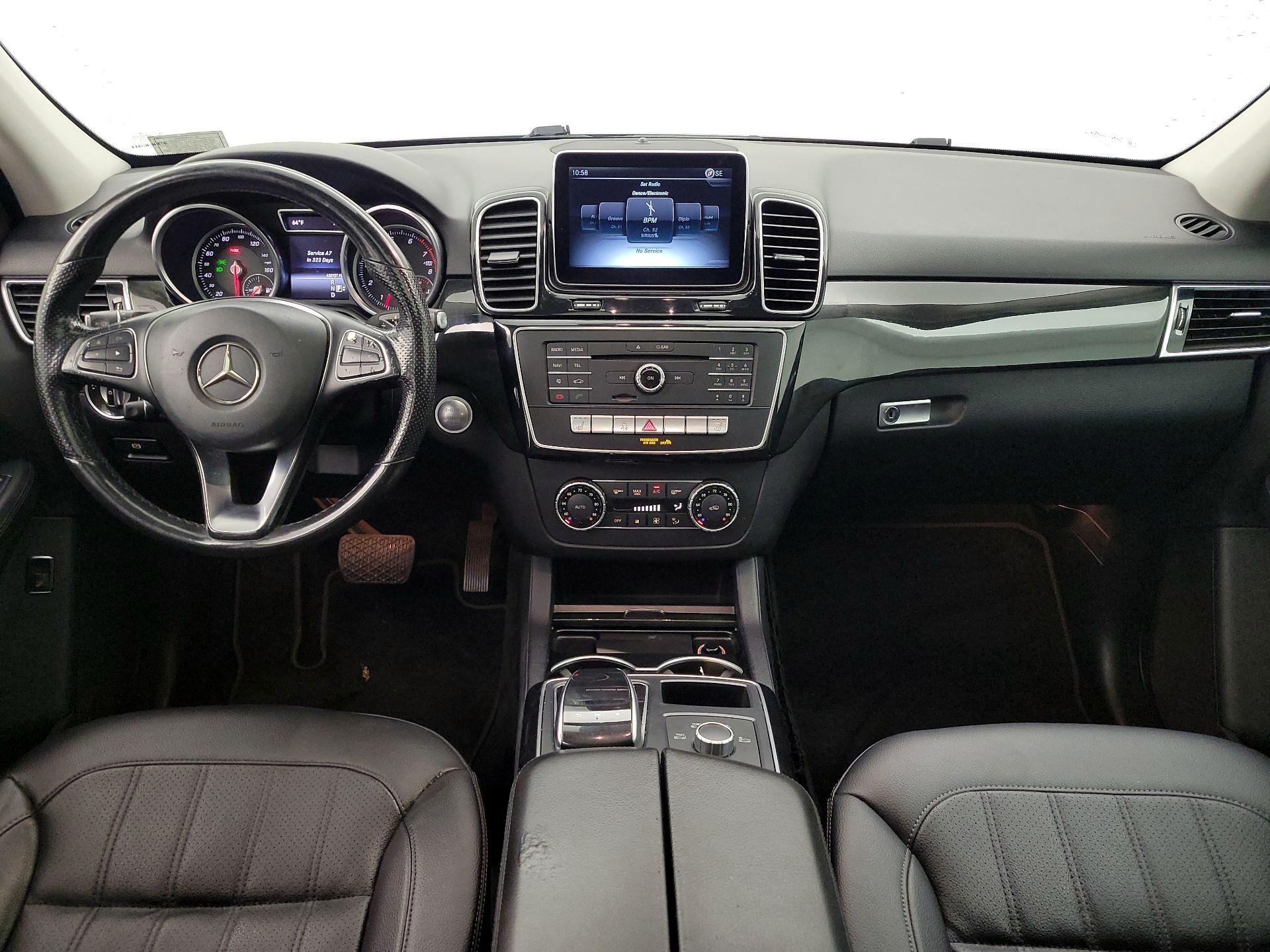 Thumbnail: 2016 Mercedes-Benz GLE - 9