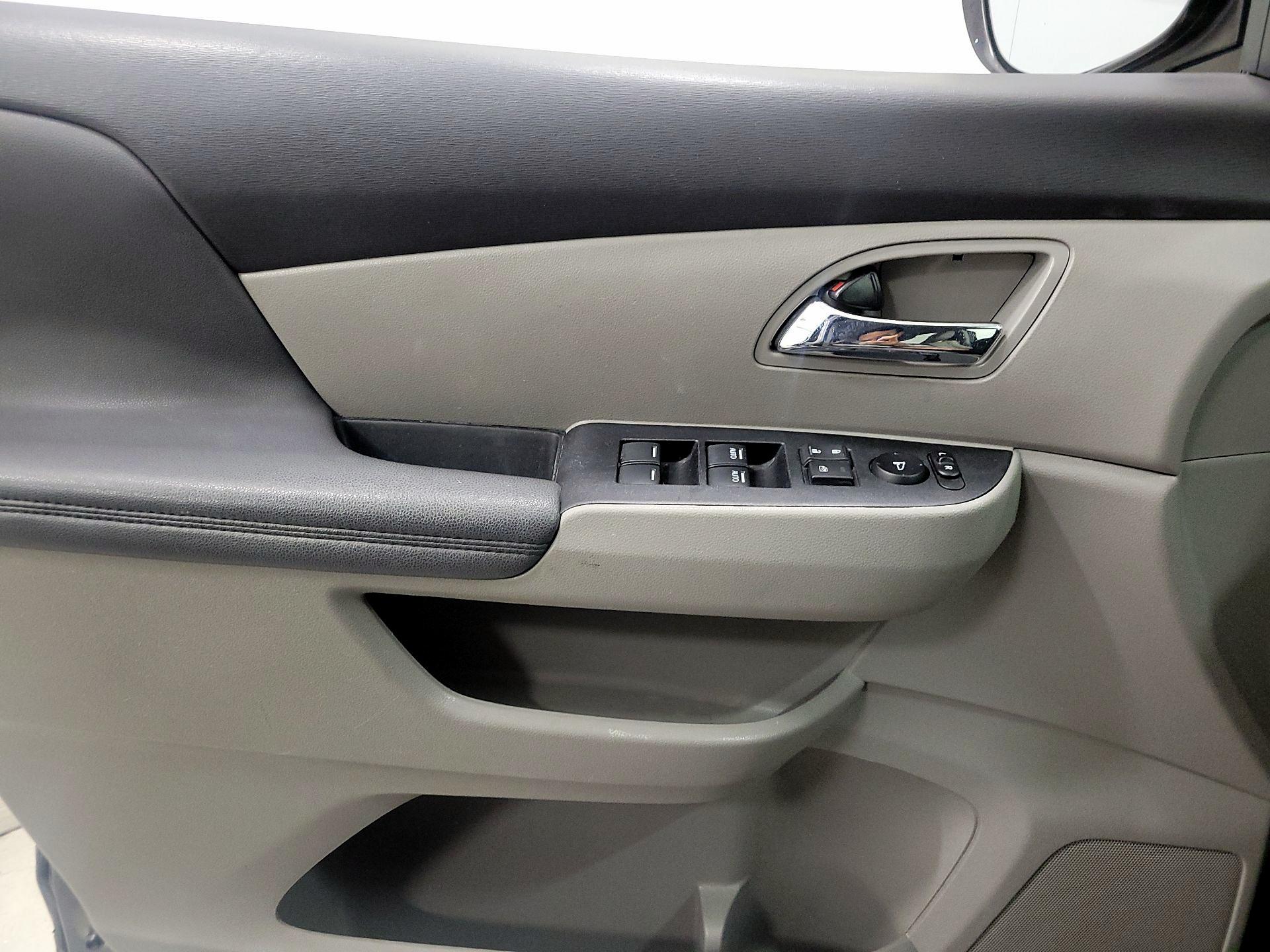 Thumbnail: 2016 Honda Odyssey - 12