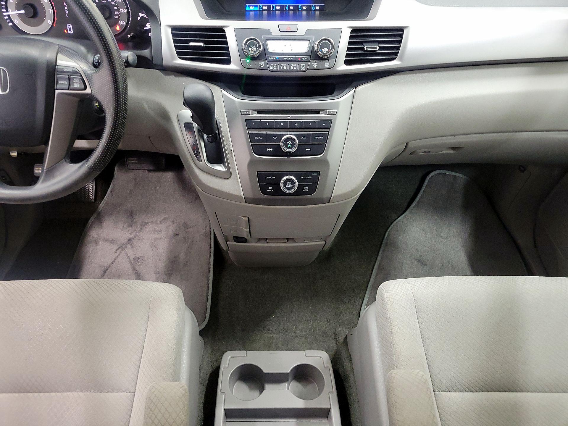 Thumbnail: 2016 Honda Odyssey - 17