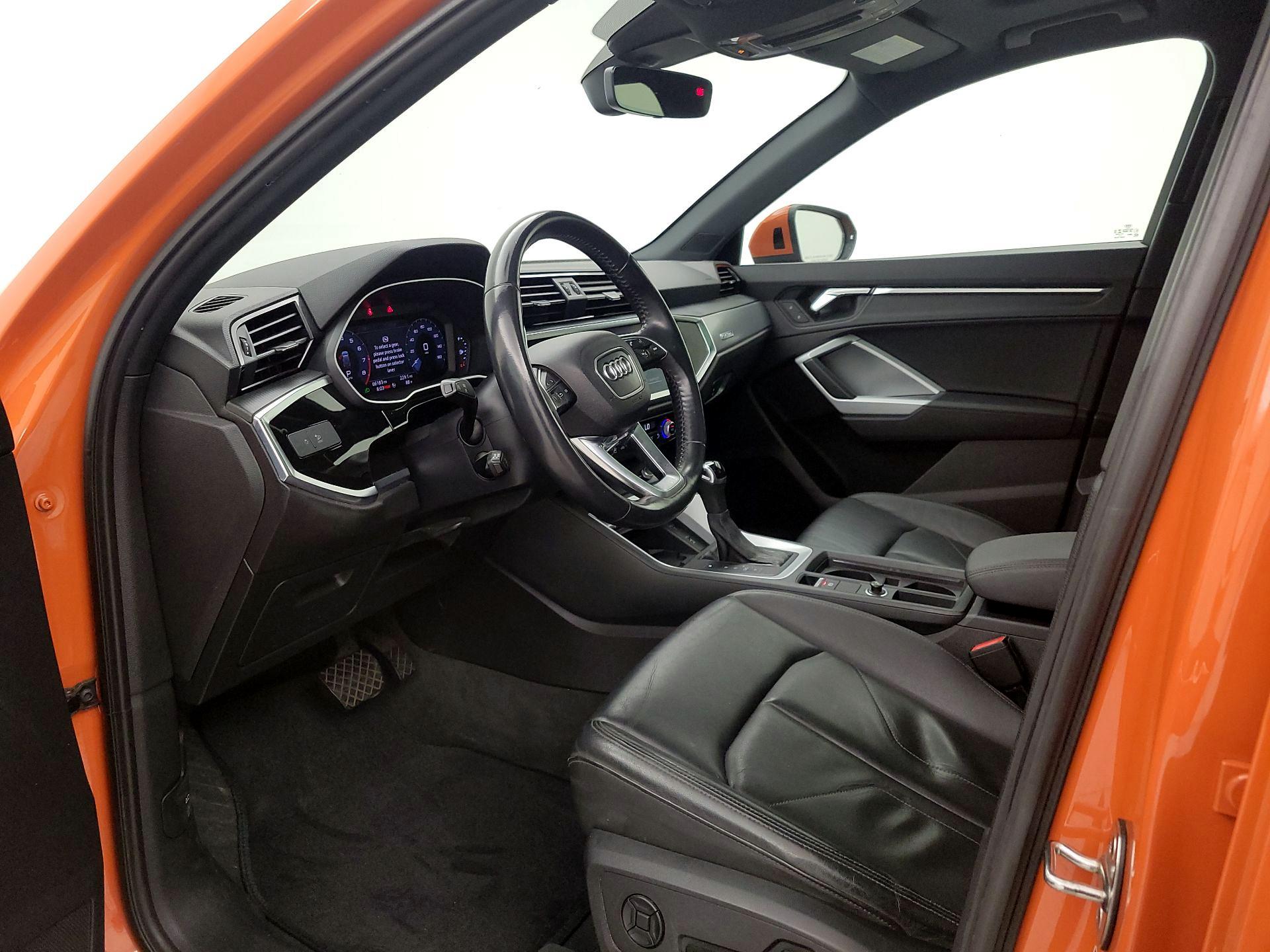 Thumbnail: 2020 Audi Q3 - 11