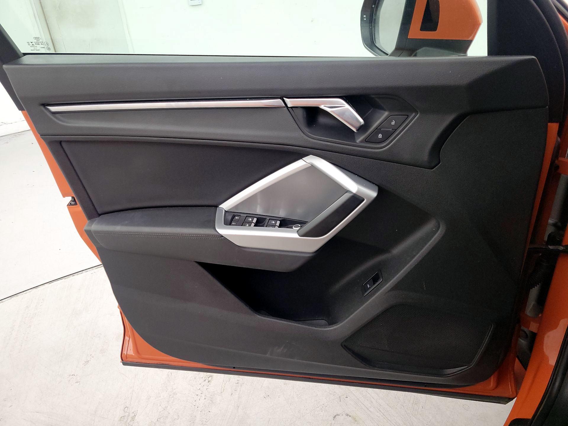 Thumbnail: 2020 Audi Q3 - 12